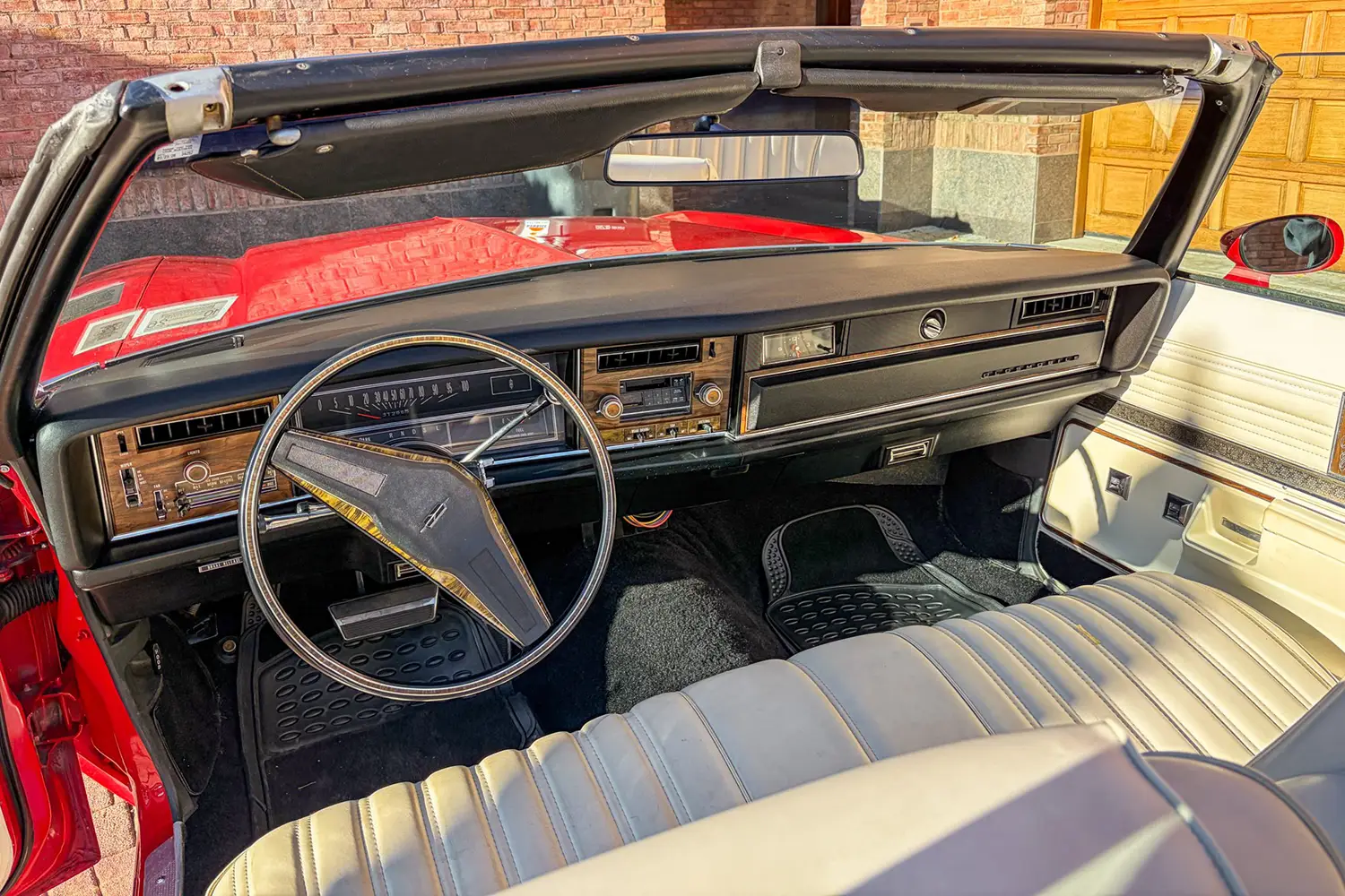 1975 Oldsmobile Delta 88 Royale