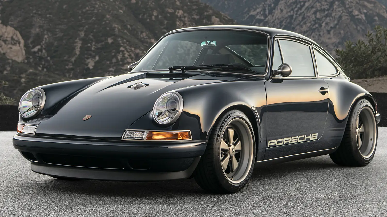 1989 Porsche 911 Reimagined by Singer