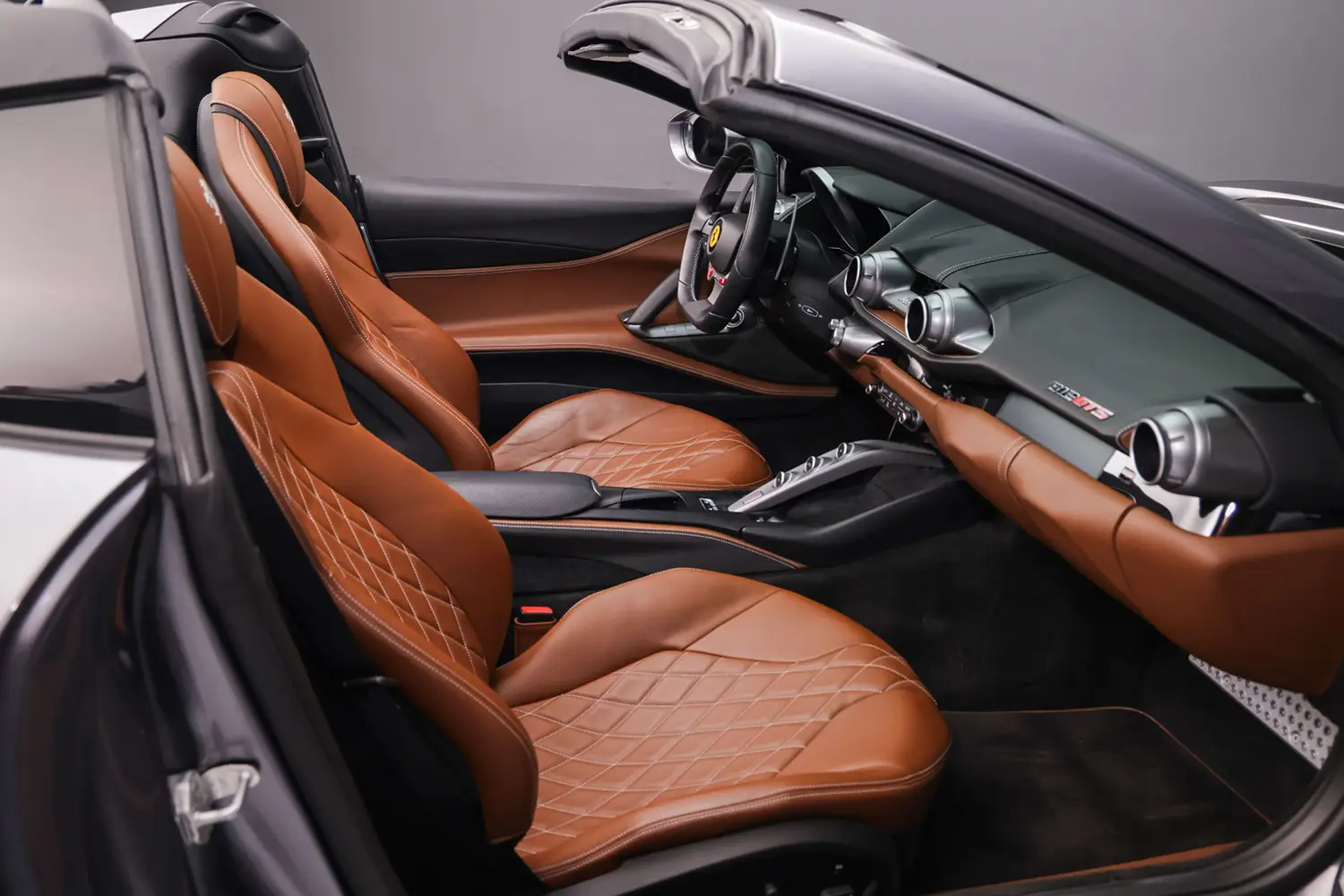 2021 Ferrari 812 GTS