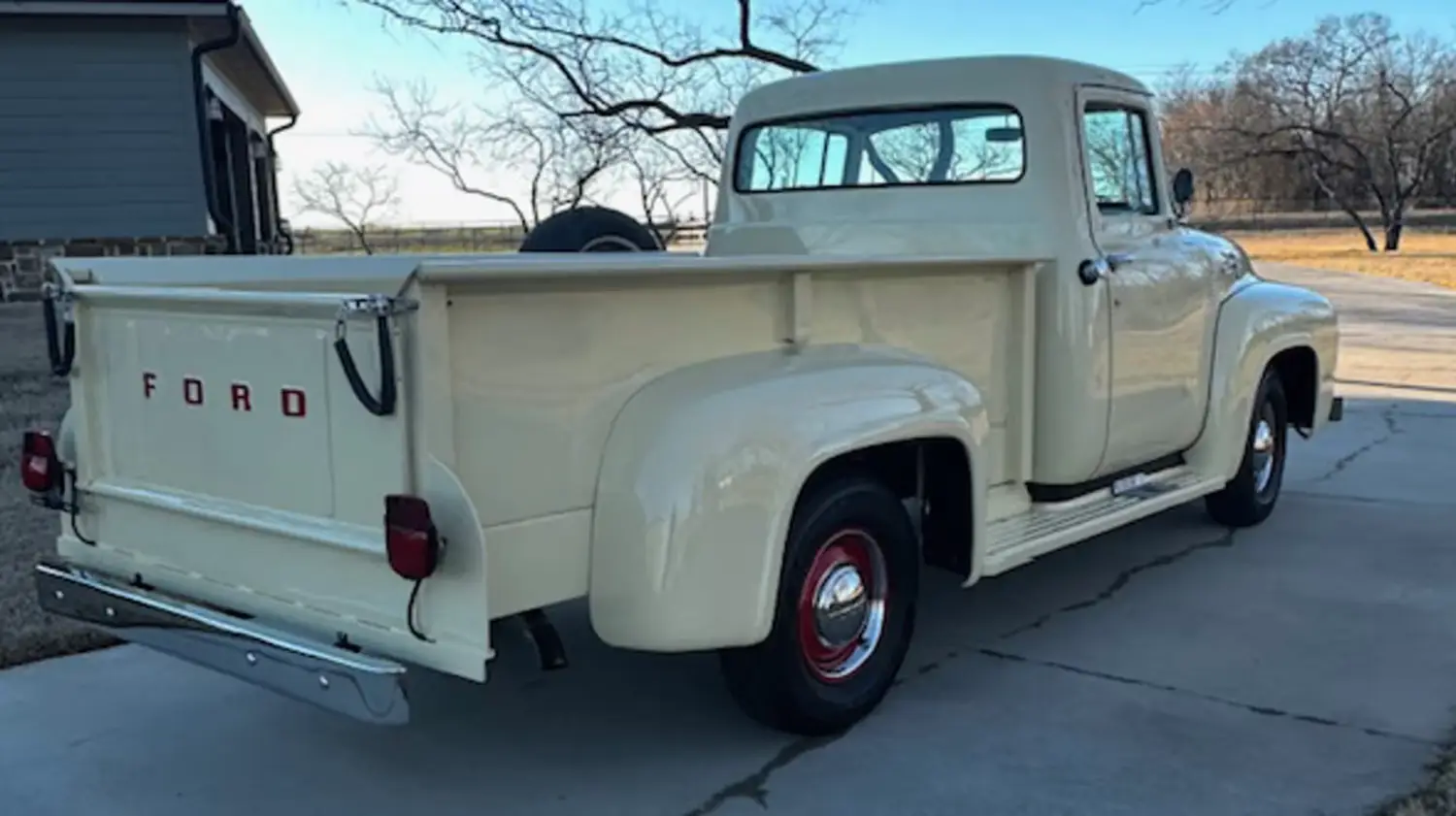 1956 Ford F-100 Pickup