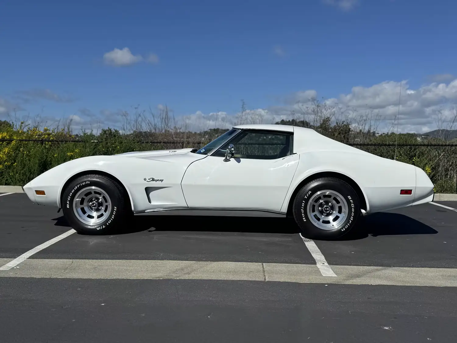 1976 Chevrolet Corvette Coupe 1976 Chevrolet Corvette Coupe