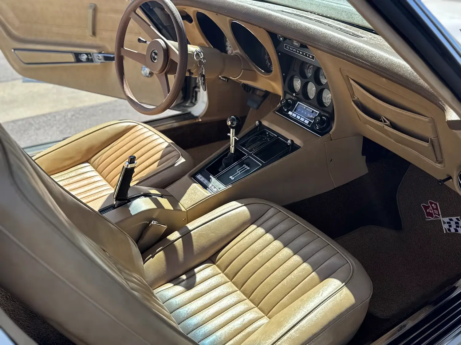 1976 Chevrolet Corvette Coupe 1976 Chevrolet Corvette Coupe