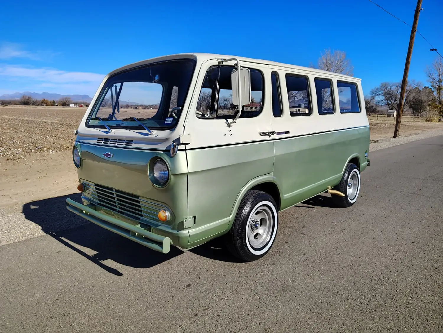 1965 Chevrolet G10 Sportvan