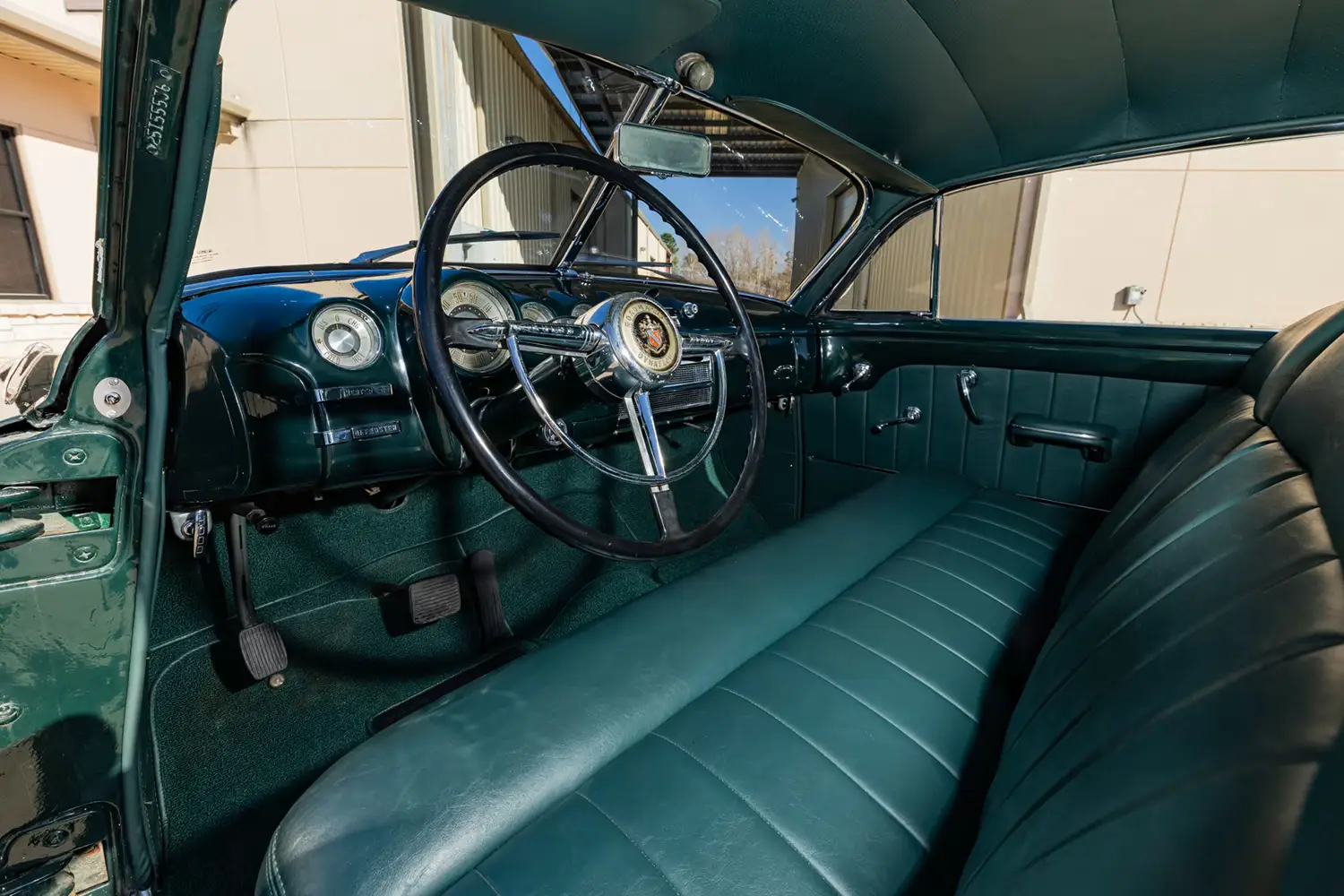 1949 Buick Roadmaster Sedanette