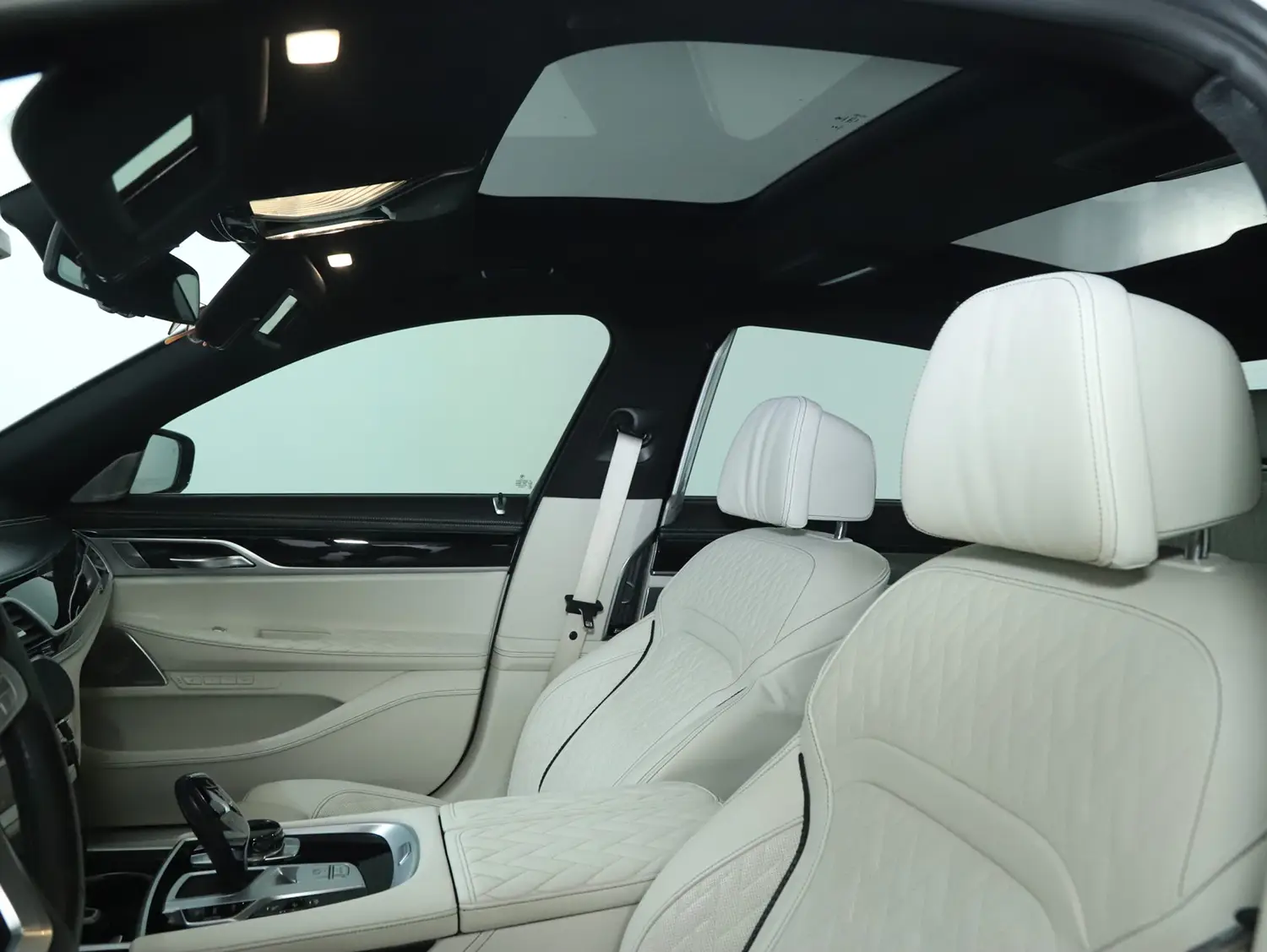 2020 BMW Alpina B7 xDrive 2020 BMW Alpina B7 xDrive