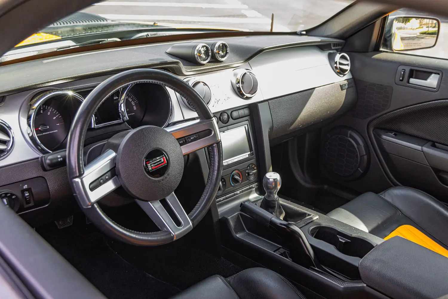 2007 Ford Mustang Saleen Parnelli Jones Edition