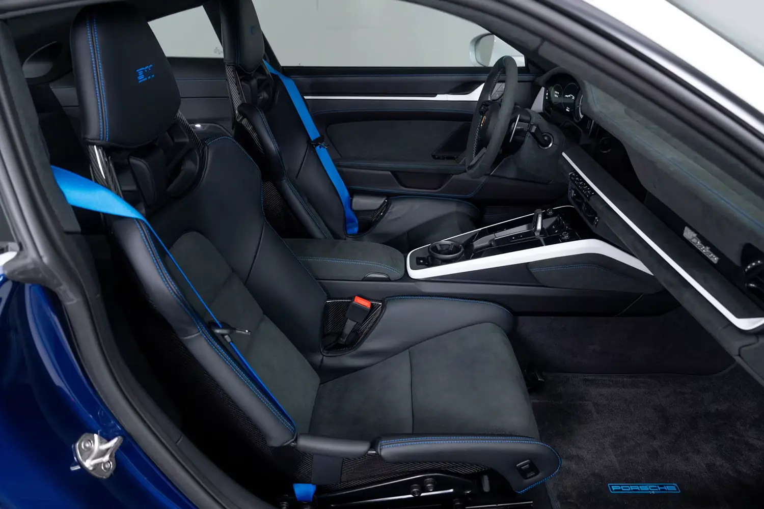 2024 Porsche 911 Dakar