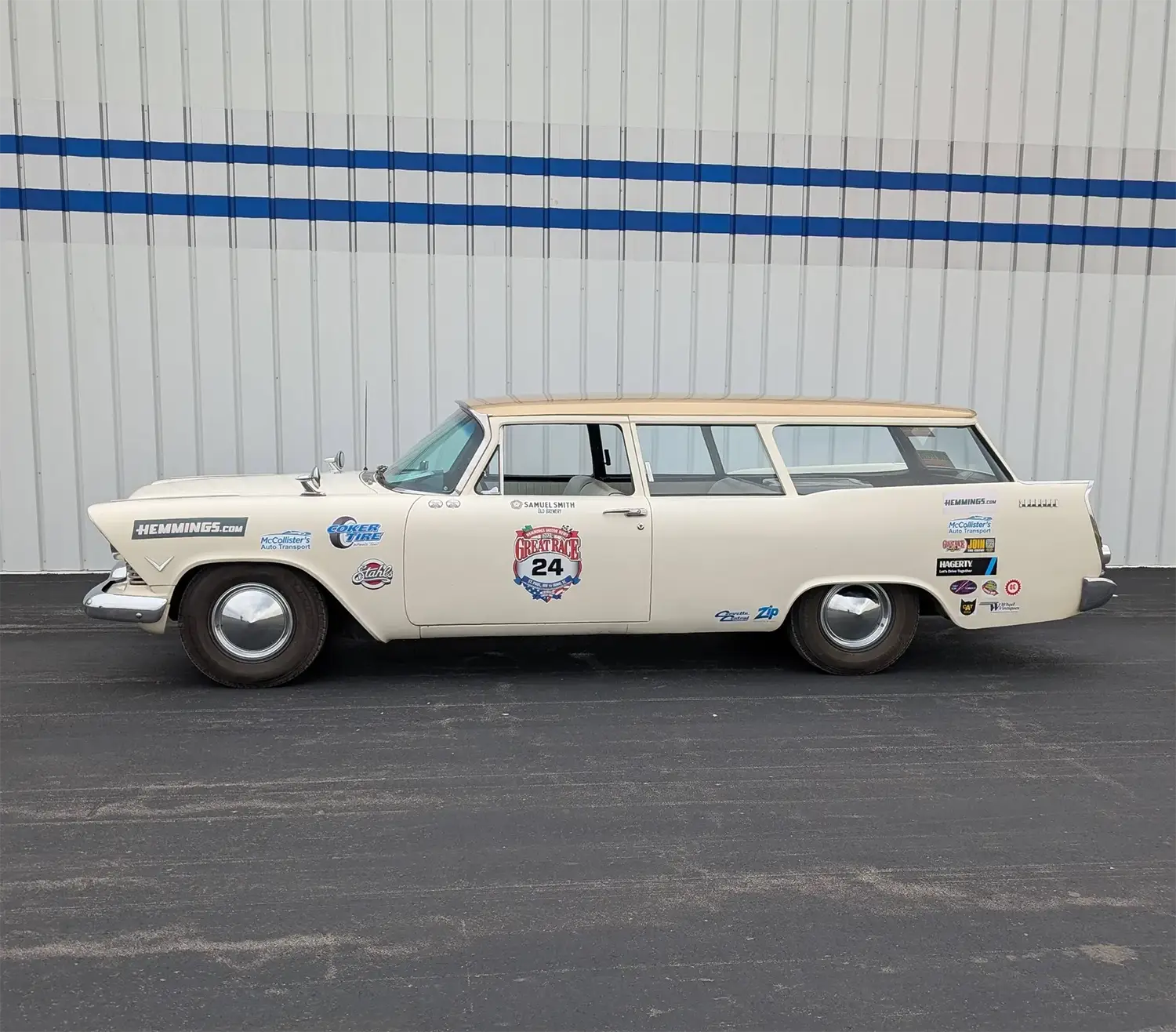 1957 Plymouth Suburban - Photo 3