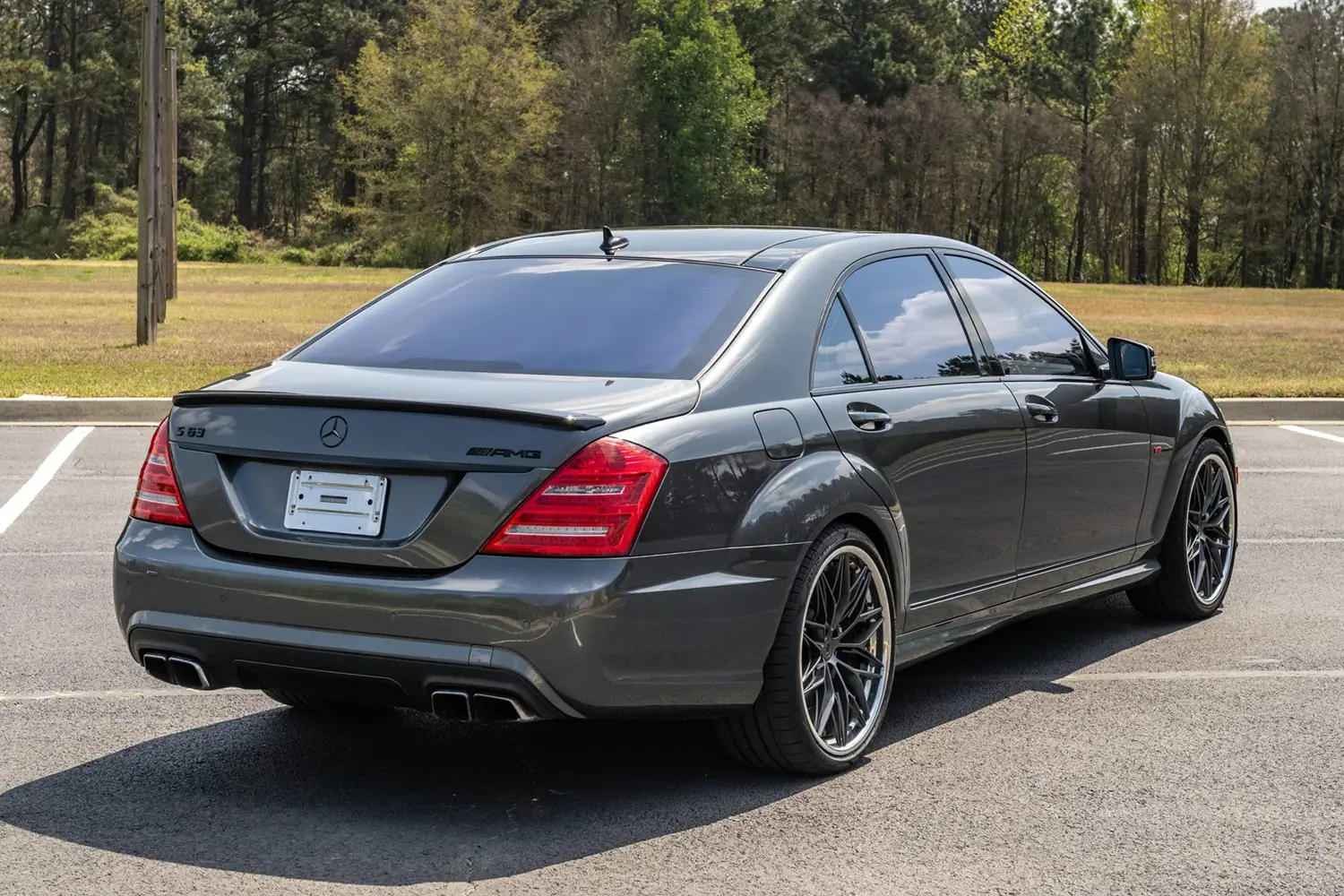 2011 Mercedes-Benz S63 AMG