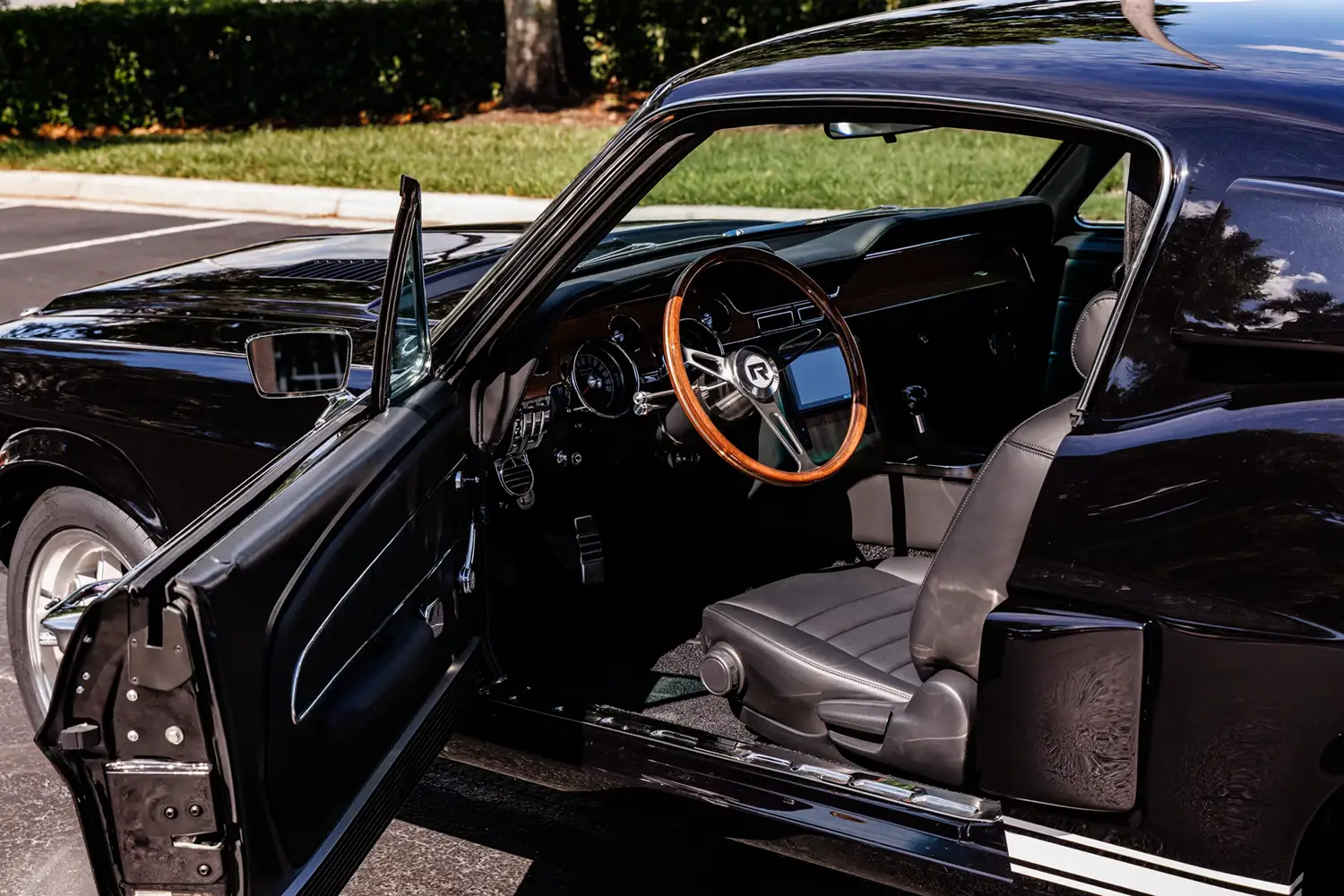 1968 Shelby GT350 Fastback by Revology - Photo 4