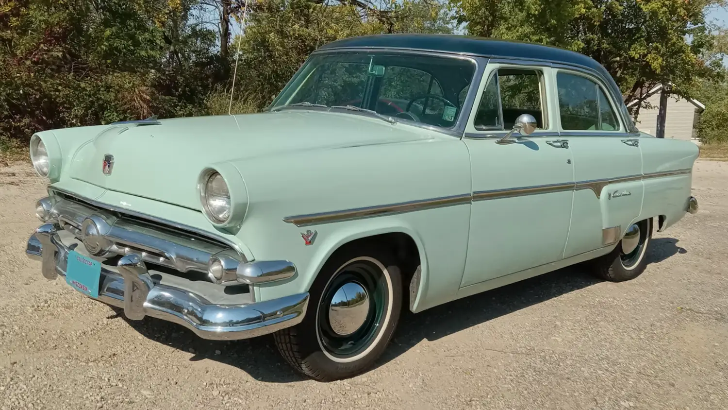 1954 Ford Sedan - Photo 1