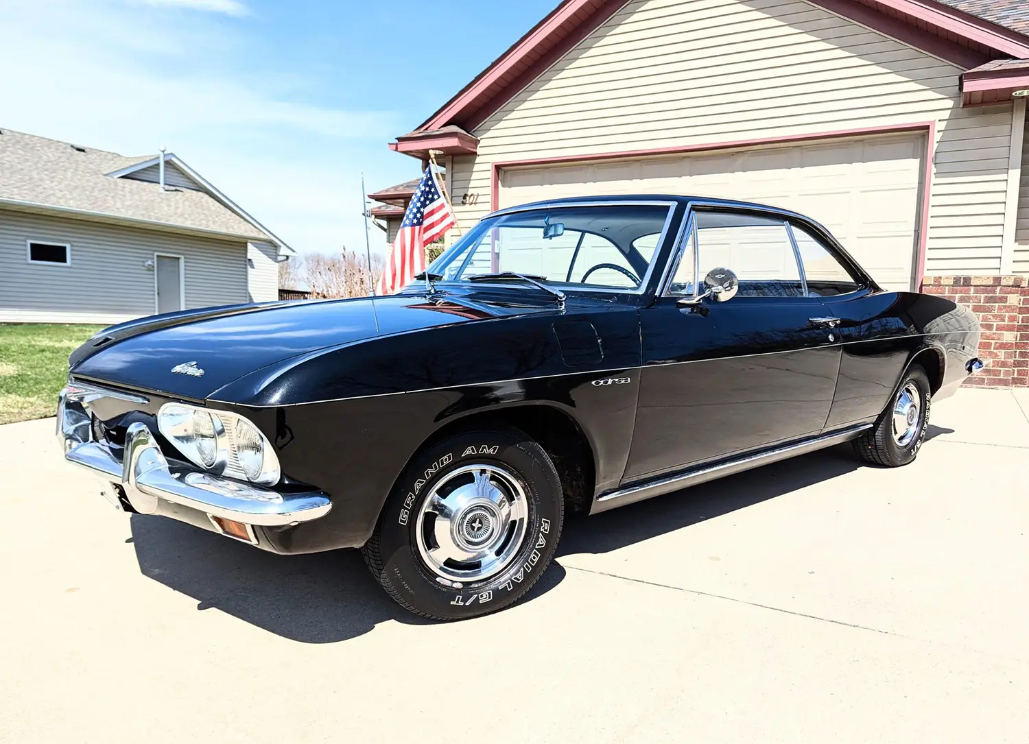 1965 Chevrolet Corvair Corsa - Photo 1