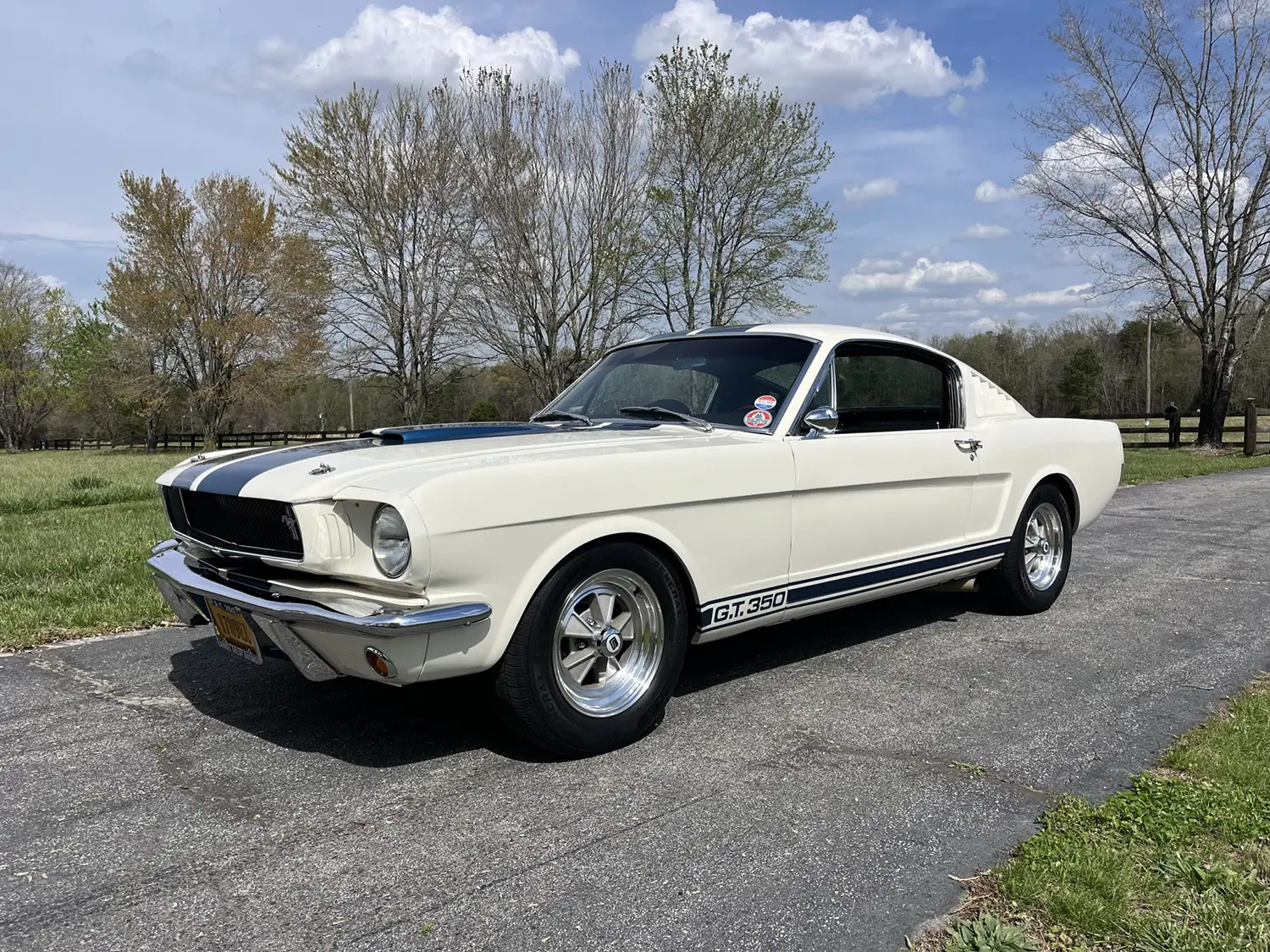 1965 Ford Mustang - Photo 1
