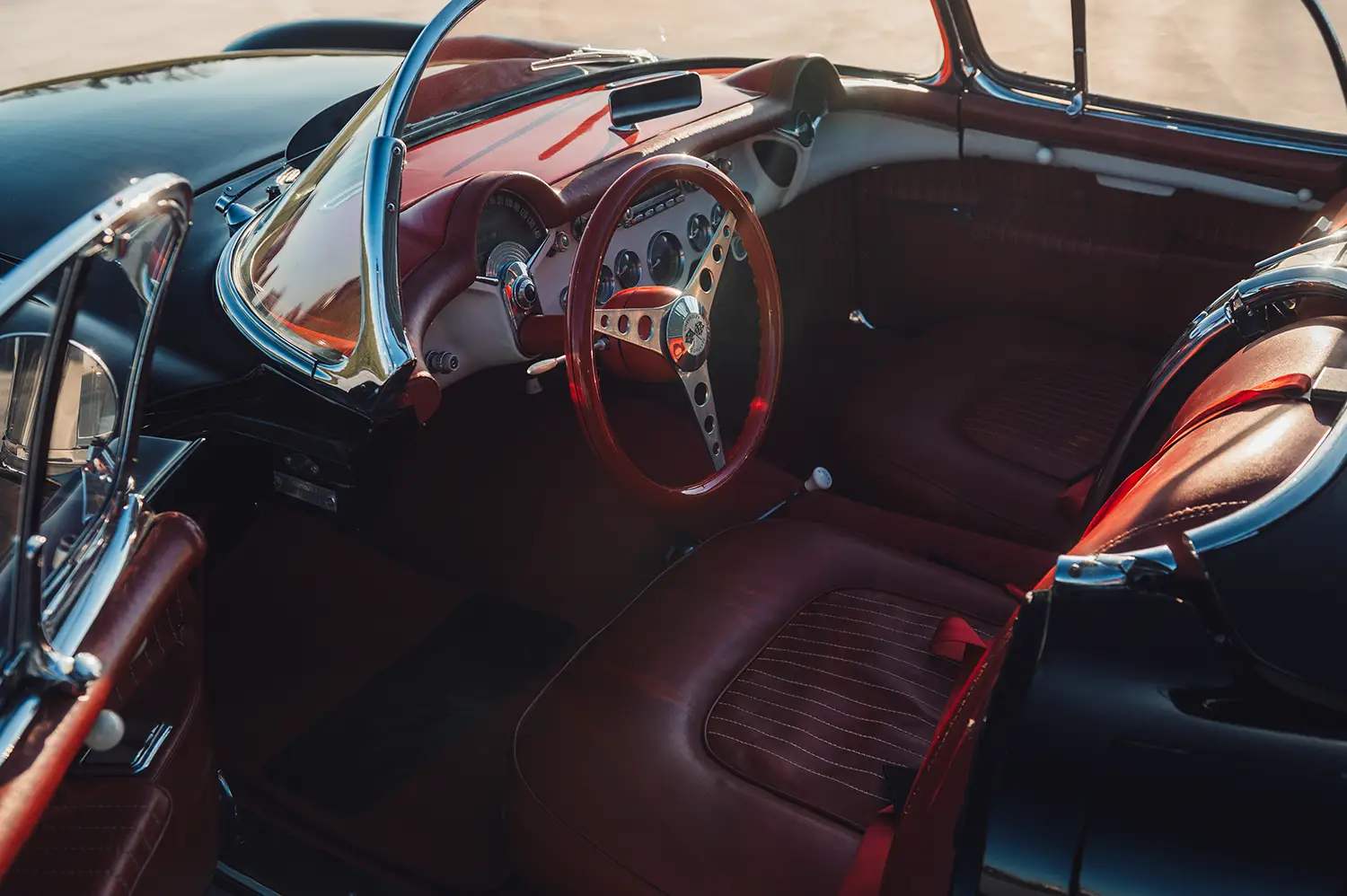 Global Icons Spring Online auction