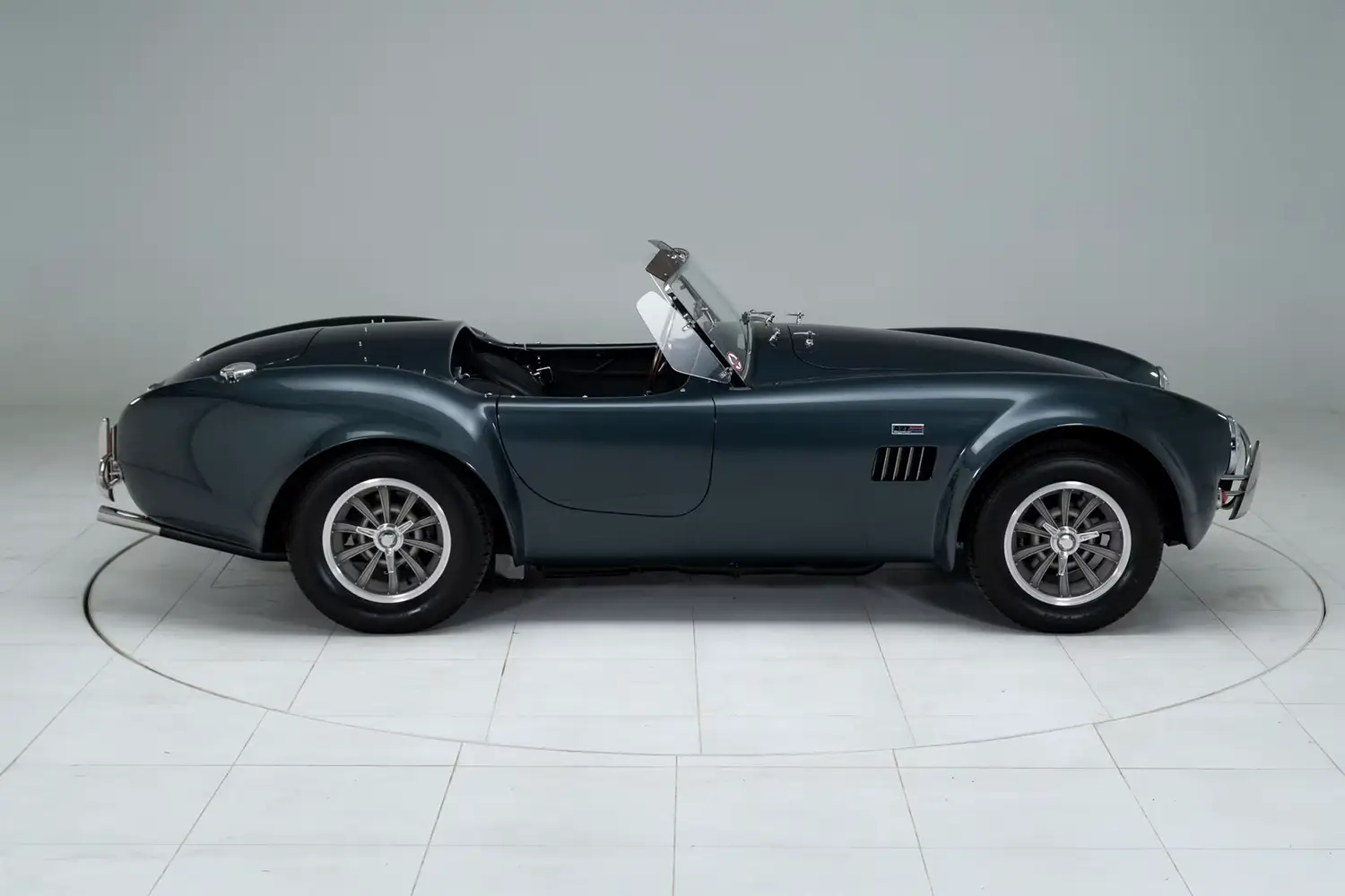 1965 Superformance Shelby Cobra Replica Roadster
