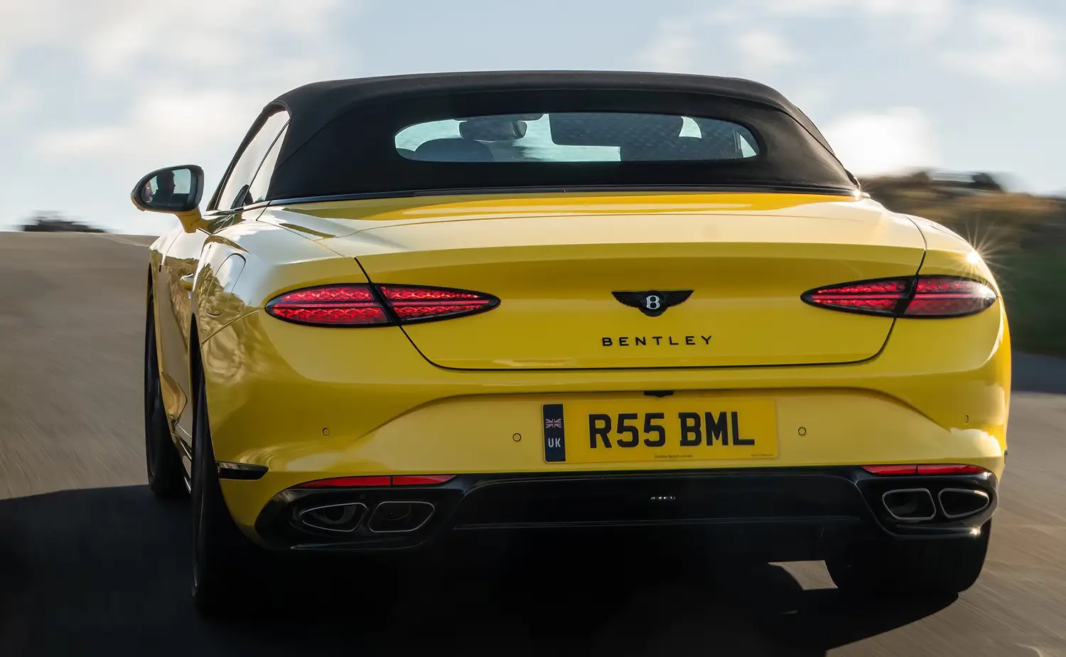 2027 Bentley Continental GTC S - Photo 2