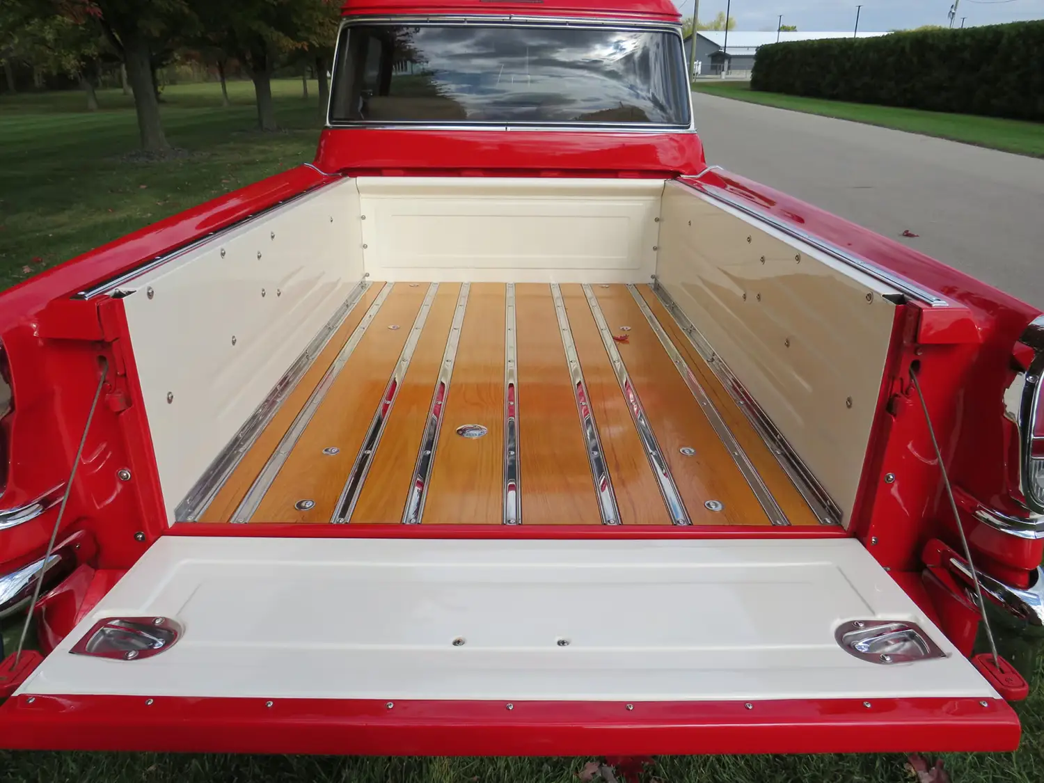 1957 Chevrolet Cameo Pickup