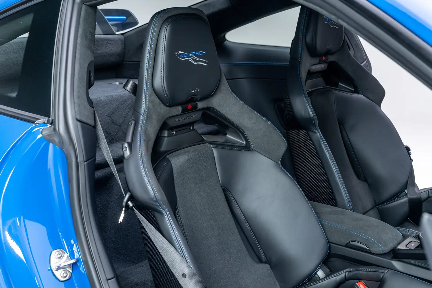 2026 Porsche 911 GT3 Weissach - Photo 8