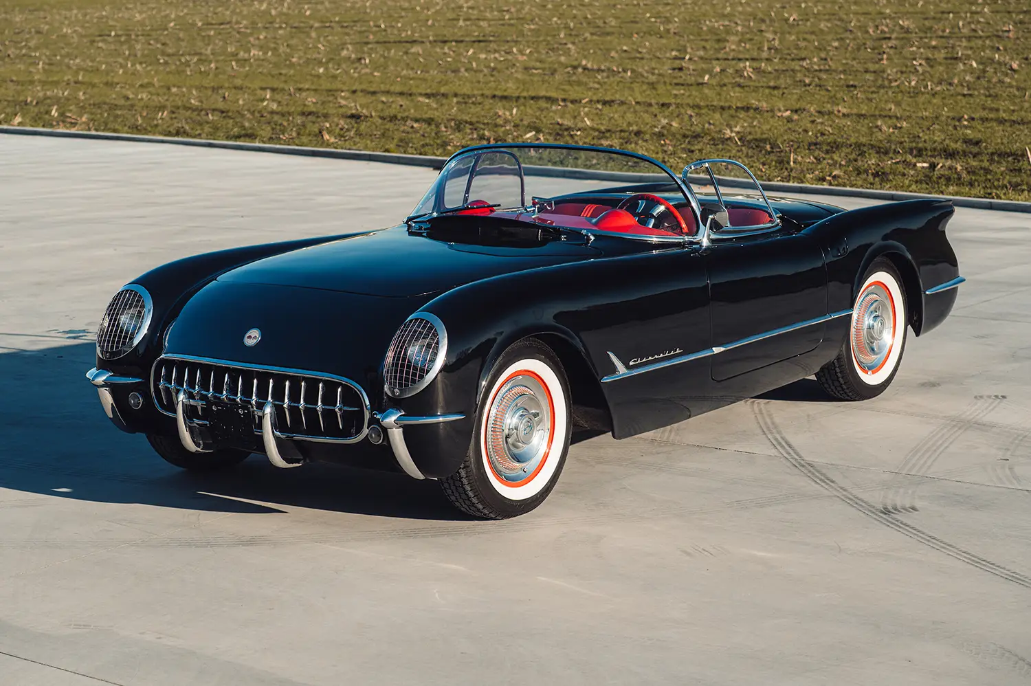 Global Icons Spring Online auction