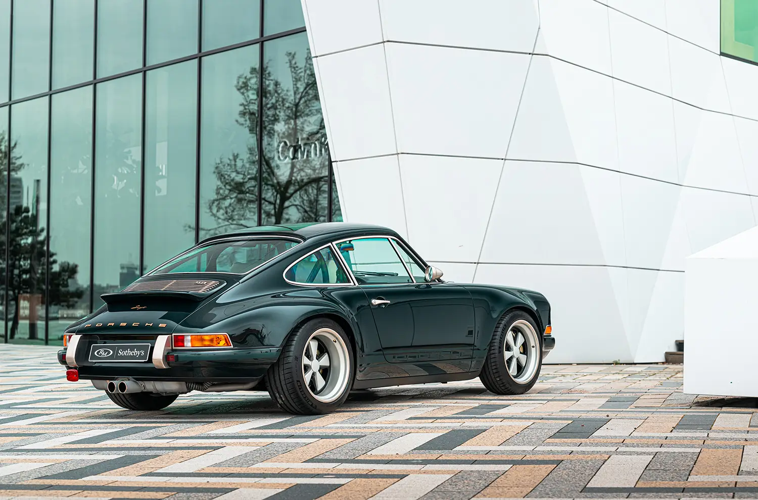 1989 Porsche 911 Reimagined by Singer