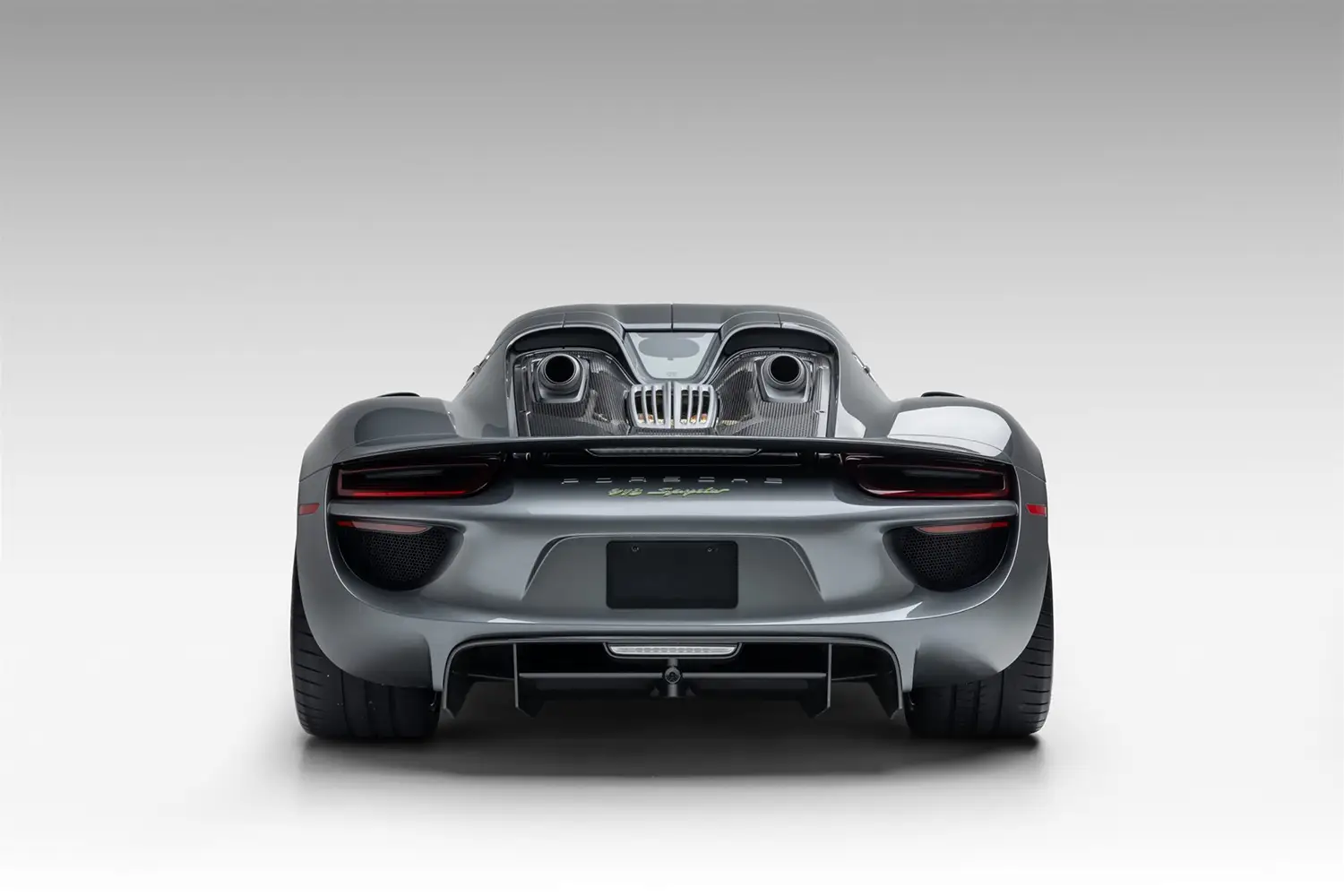 2015 Porsche 918 Spyder