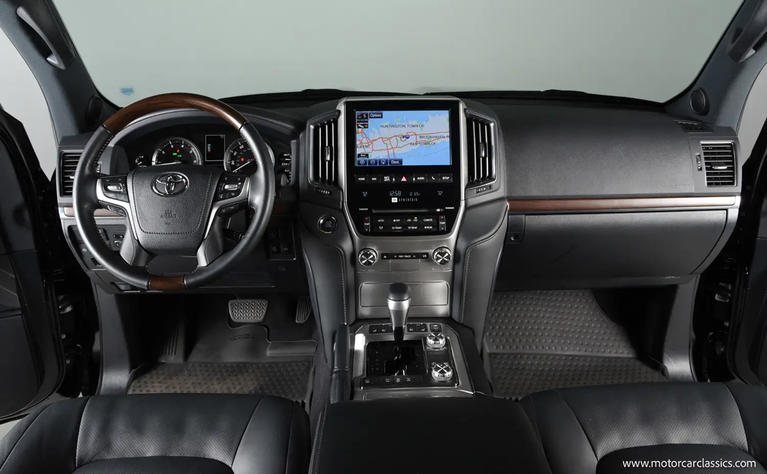 2021 Toyota Land Cruiser Heritage Edition - Photo 7