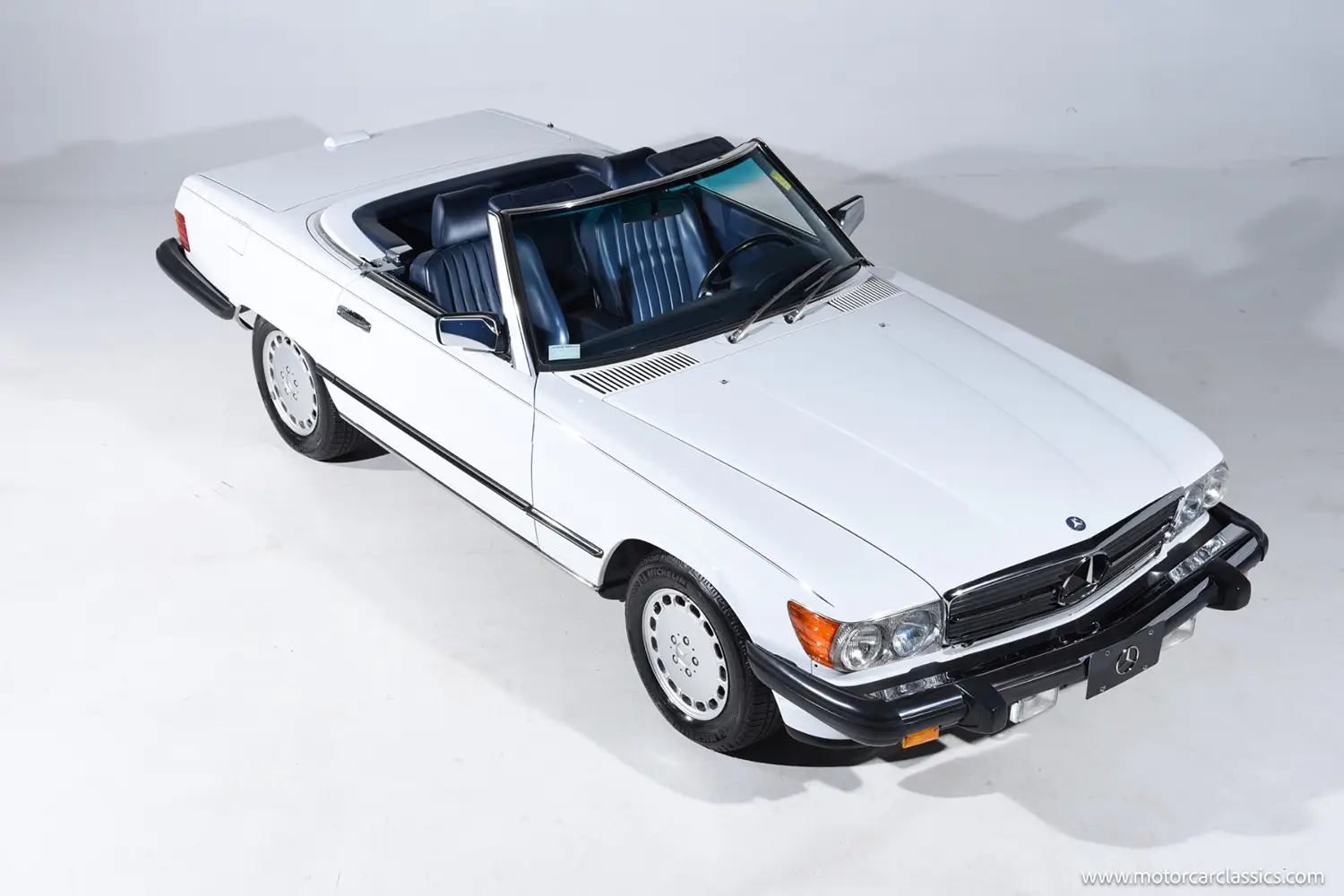 1989 Mercedes-Benz 560 SL 1989 Mercedes-Benz 560 SL