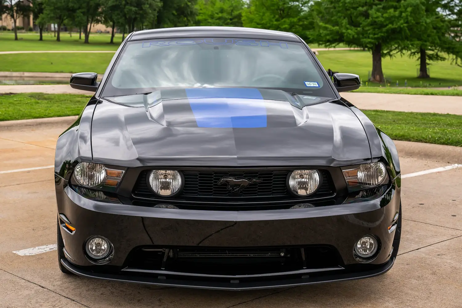 2010 Ford Mustang Roush 427R - Photo 2