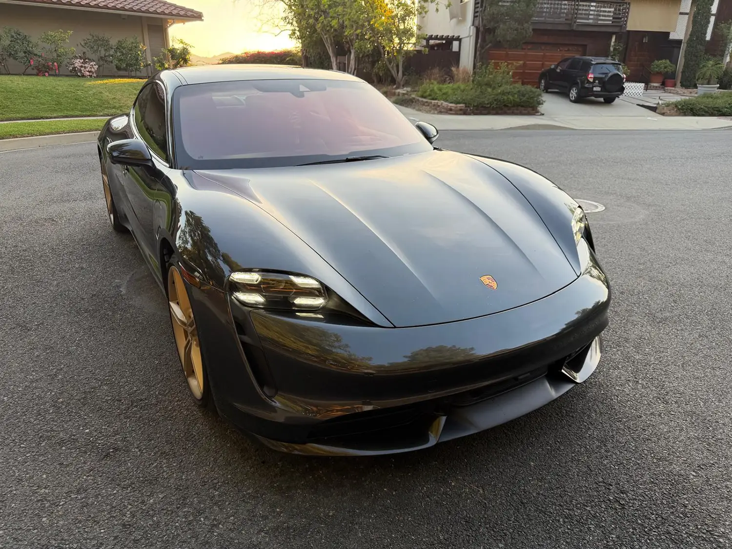 2020 Porsche Taycan Turbo