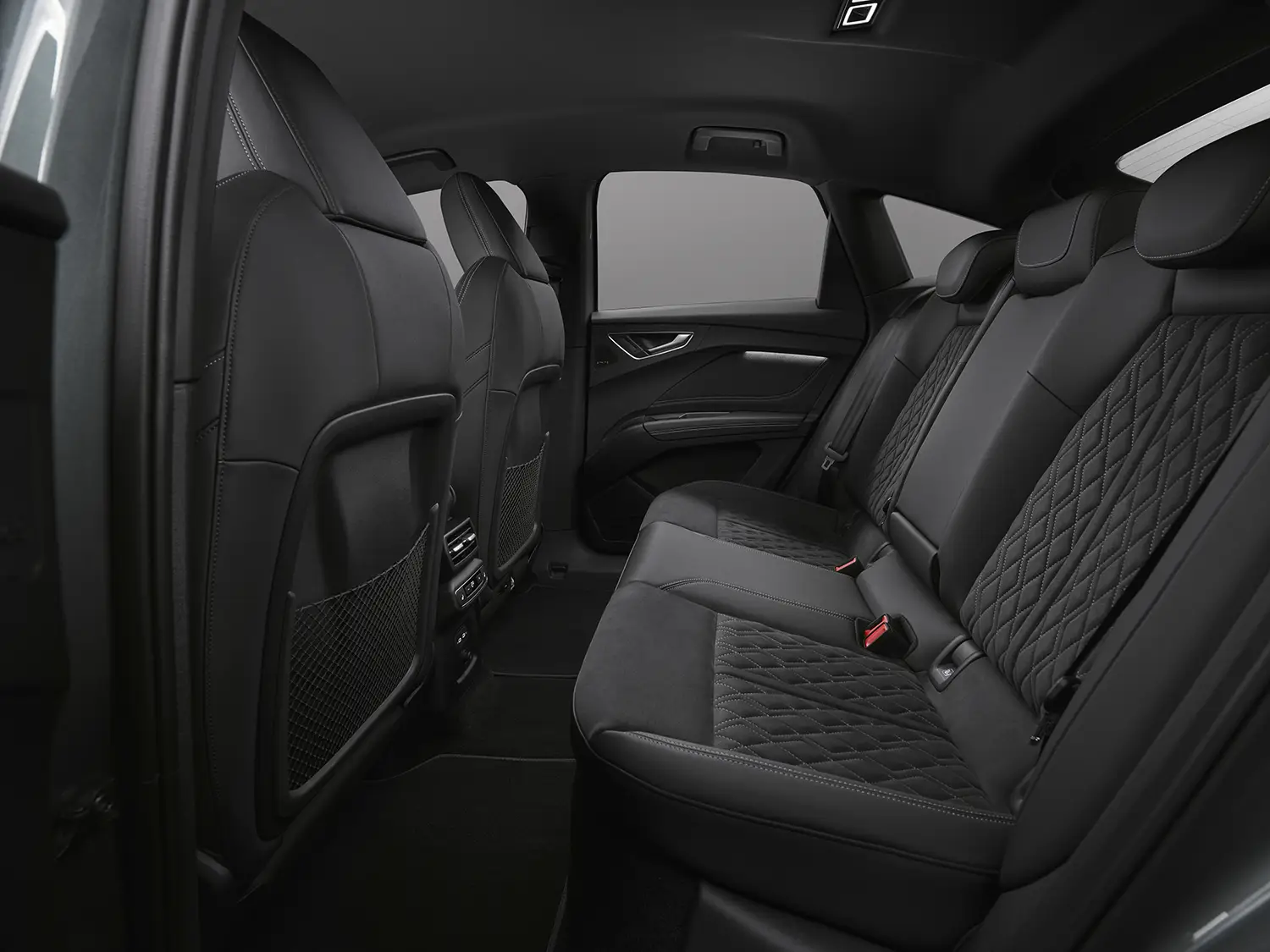 Audi Q4 Sportback e-tron - Photo 9