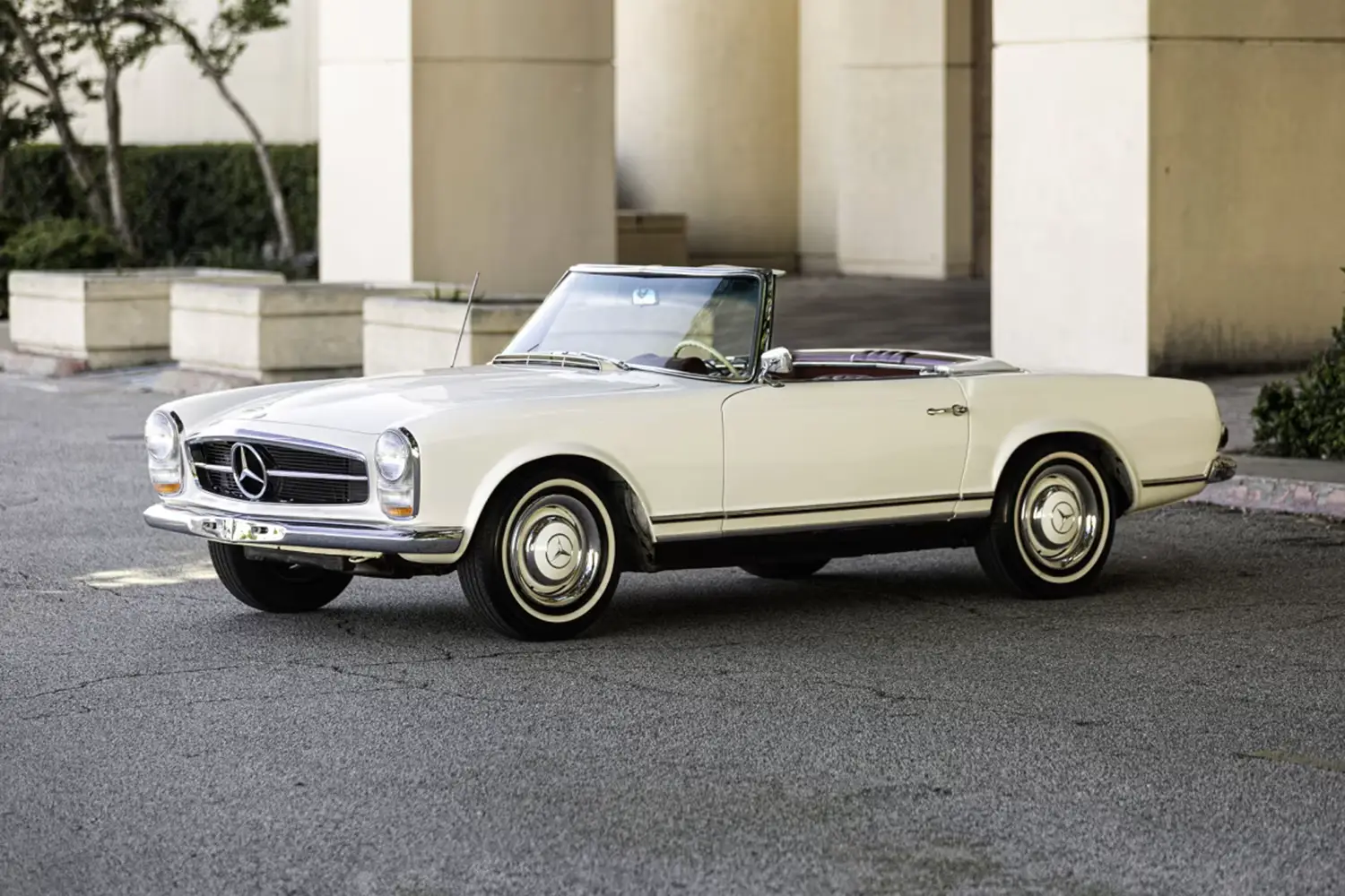 1964 Mercedes-Benz 230SL 1964 Mercedes-Benz 230SL