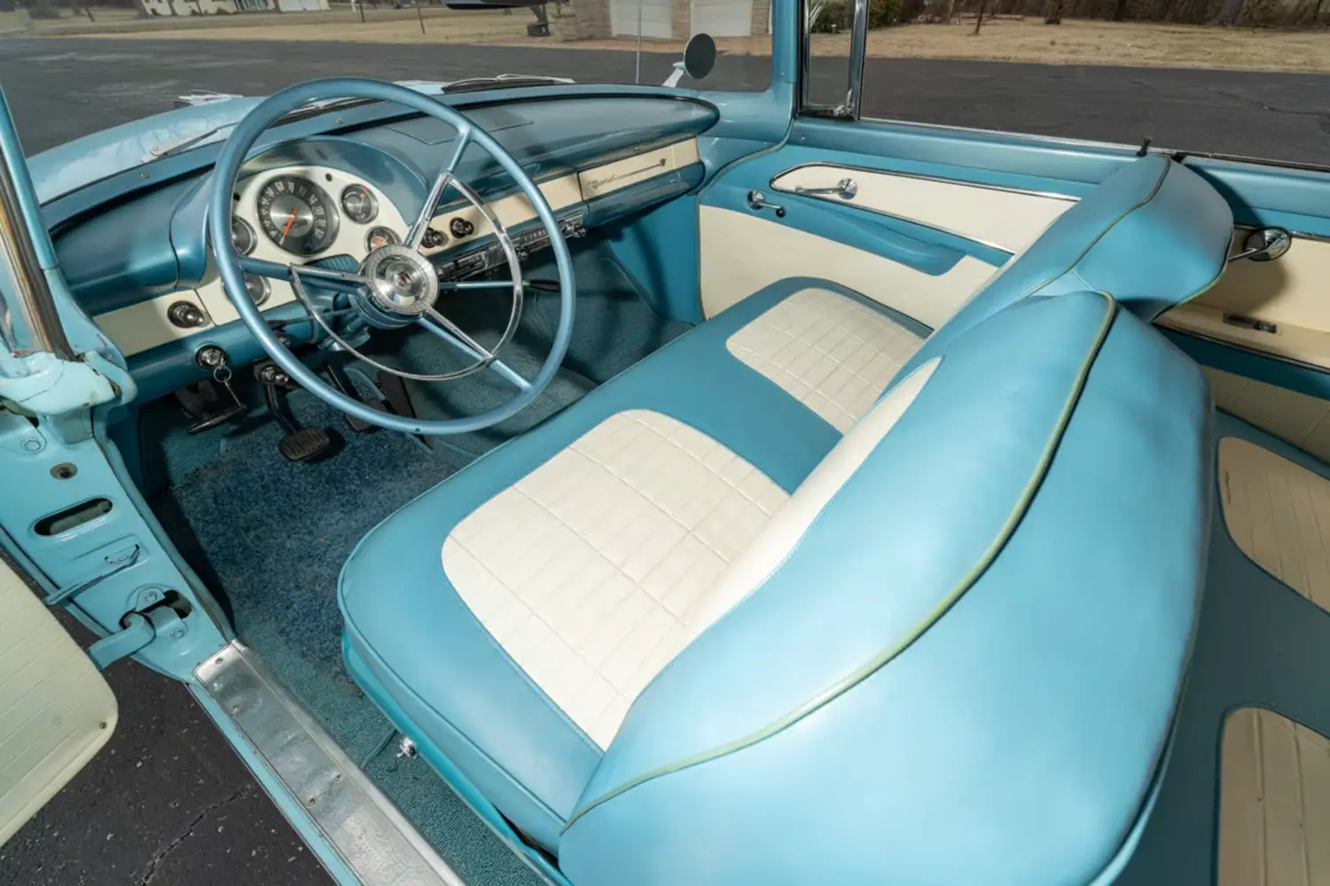 1956 Ford Fairlane Sunliner