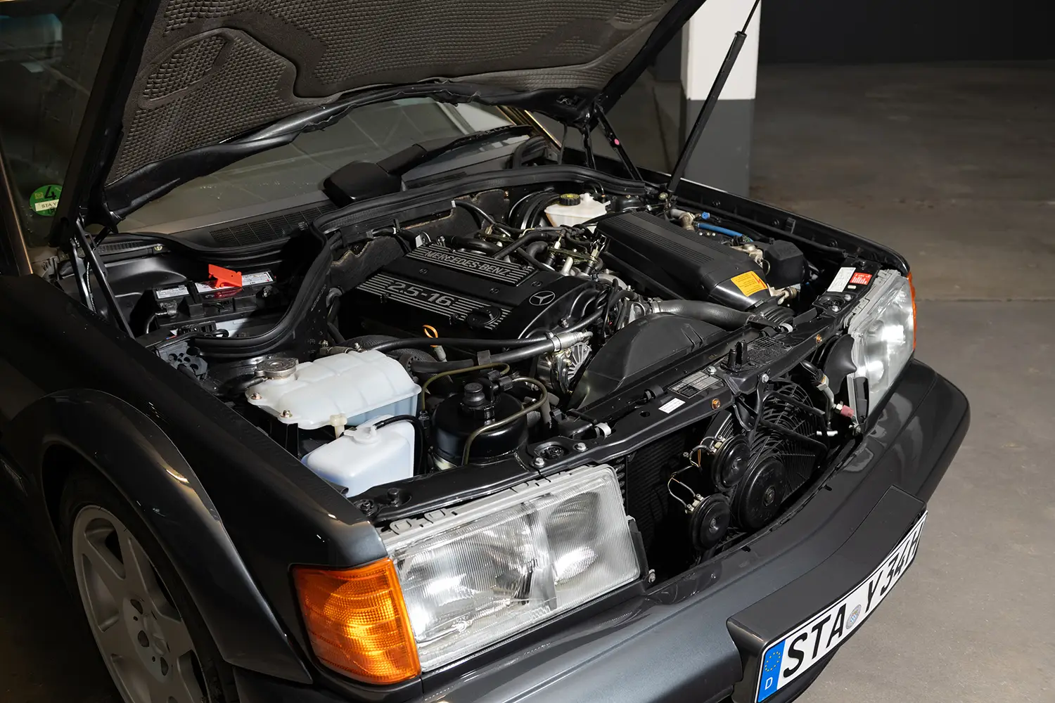 Mercedes-Benz 190 E 2.5-16 Evolution II