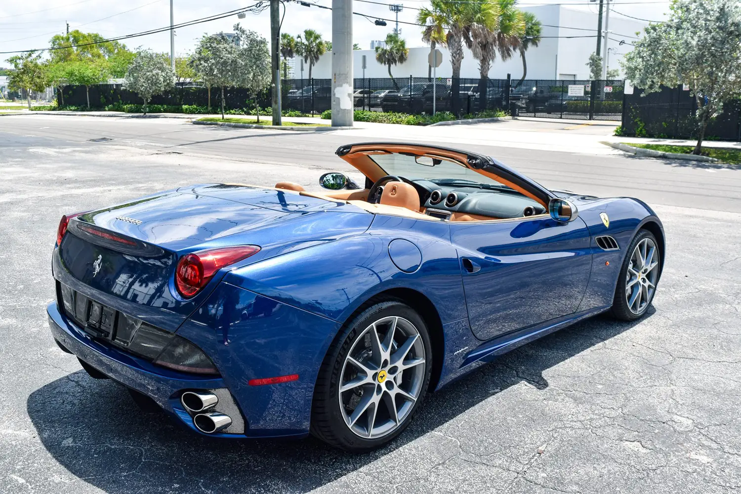 2012 Ferrari California - Photo 7