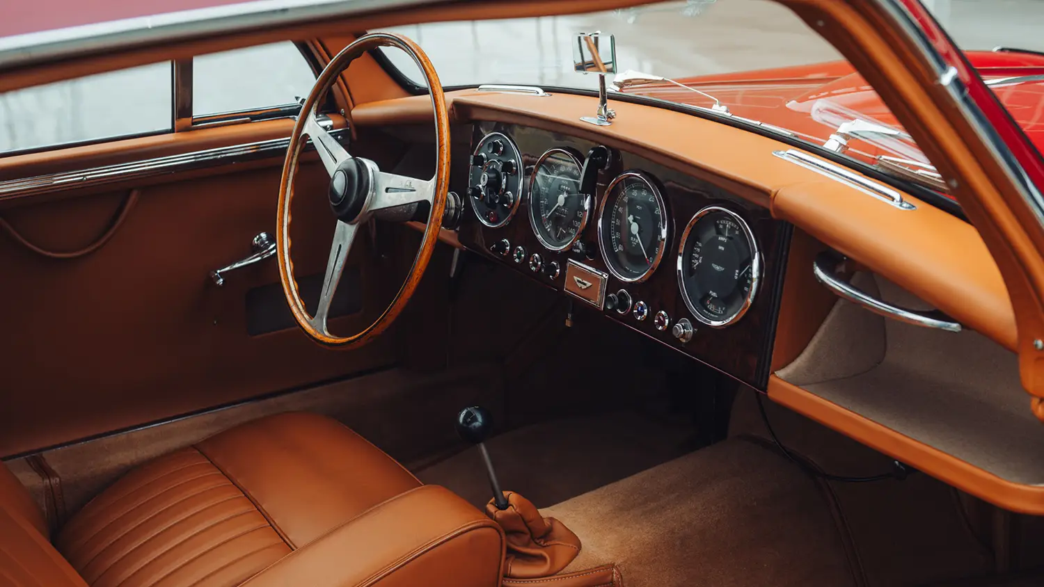 Global Icons Spring Online auction