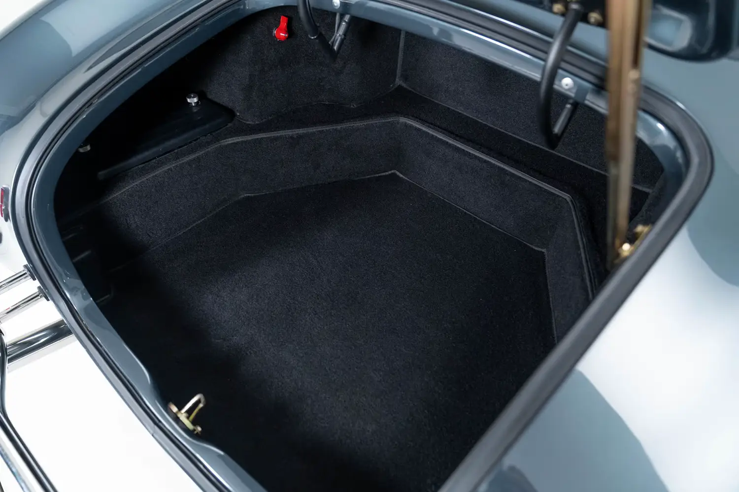 1965 Superformance Shelby Cobra Replica Roadster