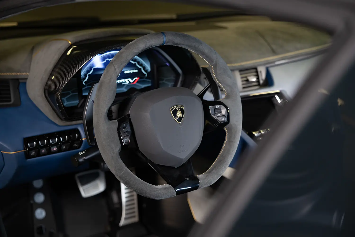 2020 Lamborghini Aventador SVJ