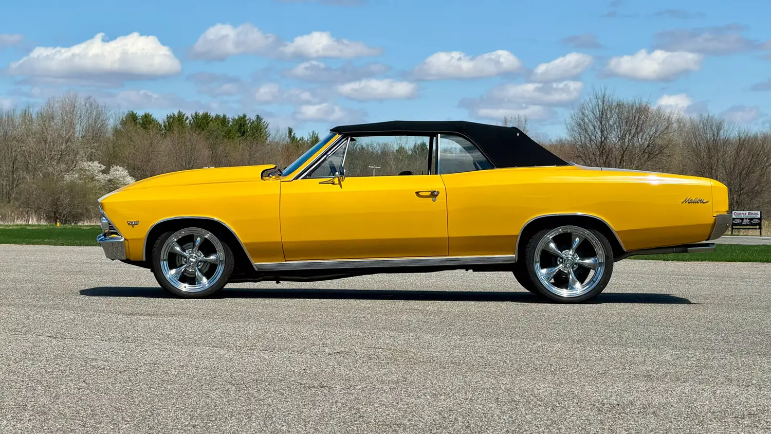 1966 Chevrolet Chevelle Convertible - Photo 2