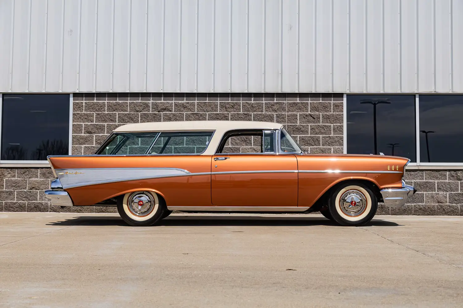 1957 Chevrolet Nomad - Photo 2