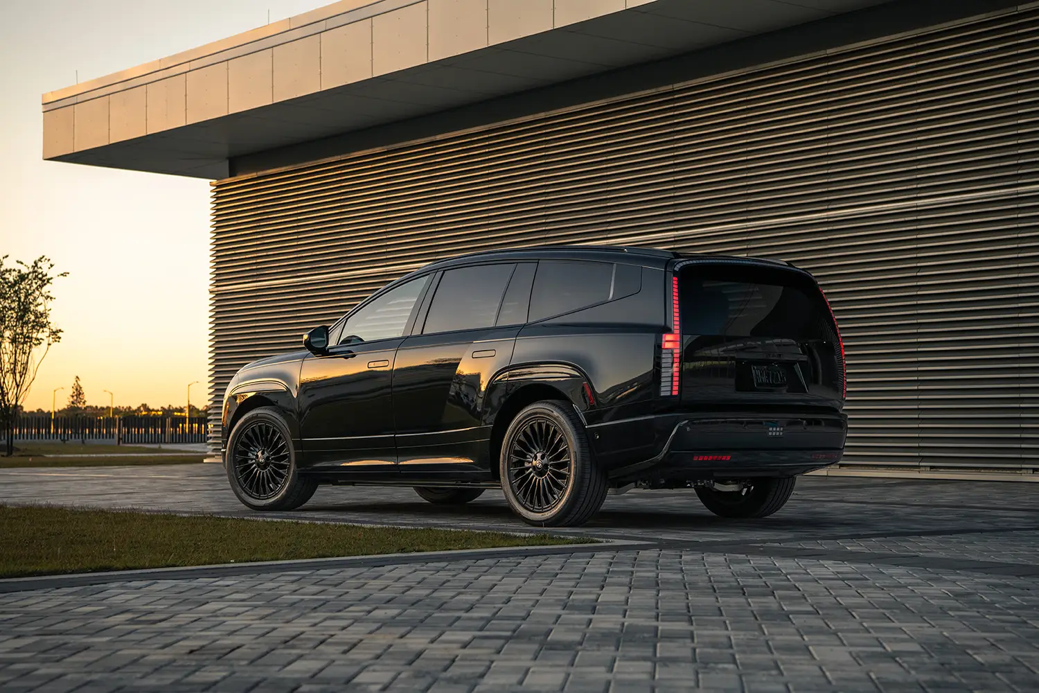 2027 Hyundai IONIQ 9 AWD Performance Calligraphy Black Ink - Photo 3