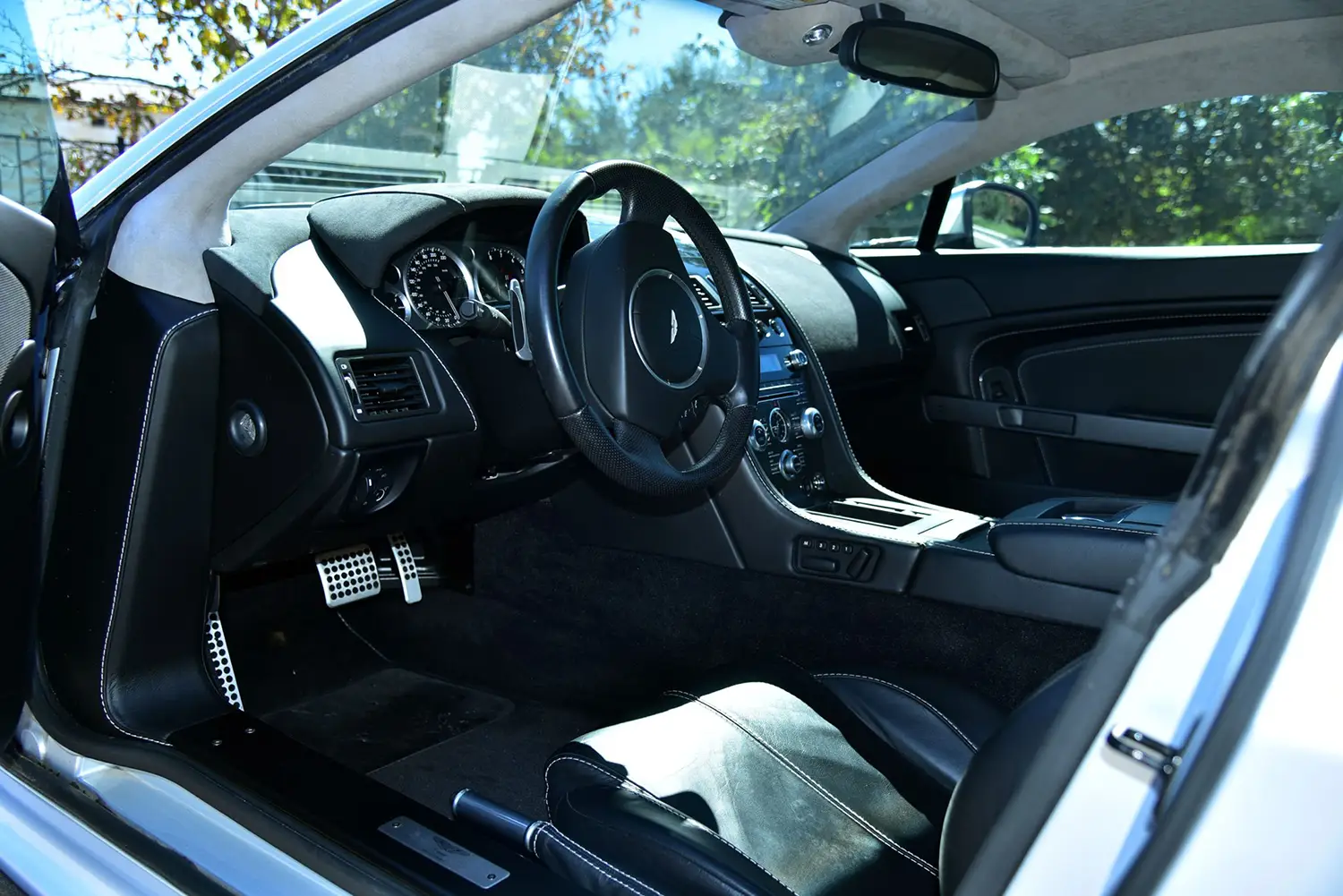 2012 Aston Martin V8 Vantage