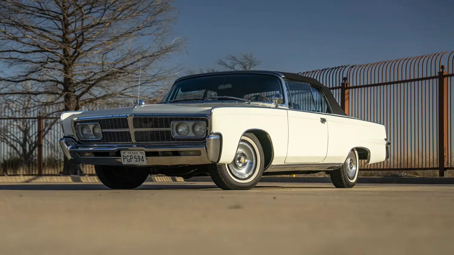 1965 Chrysler Imperial Convertible