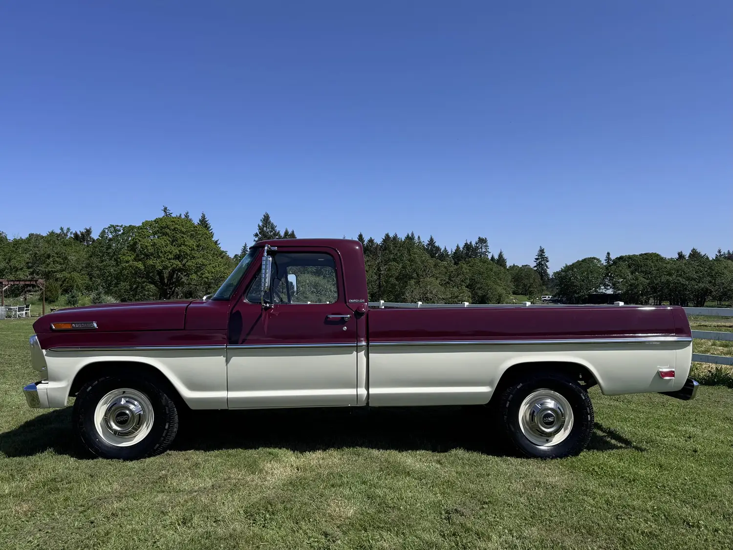 1969 Ford F-250 Custom - Photo 6