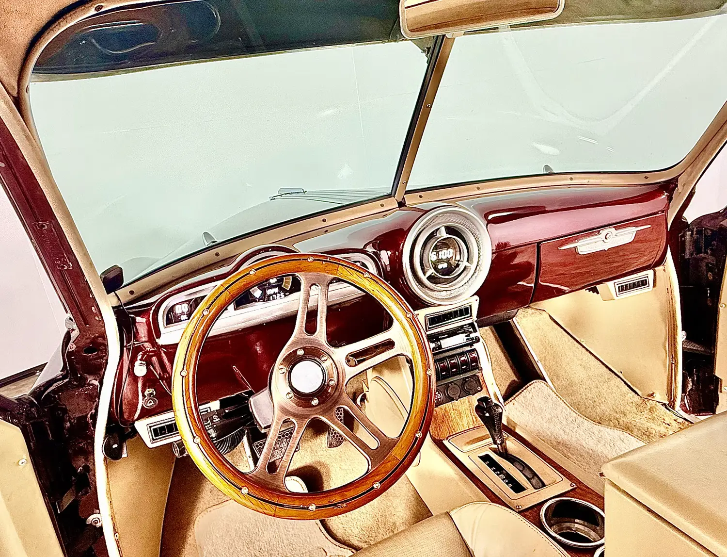 1951 Pontiac Streamliner Custom Wagon - Photo 8