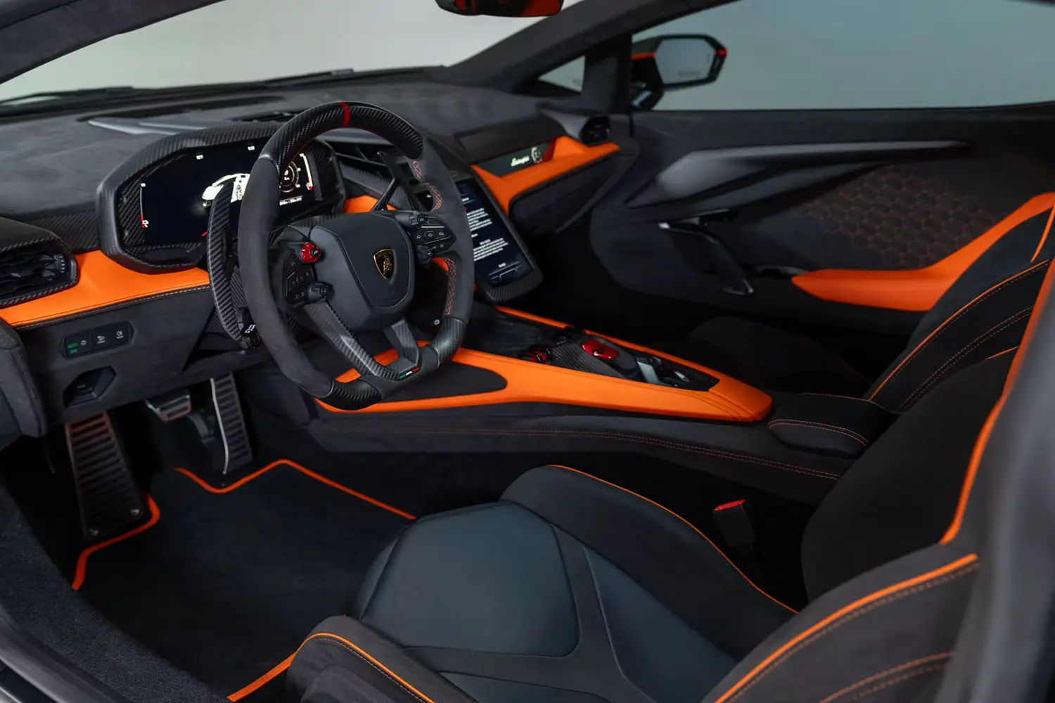 2024 Lamborghini Revuelto