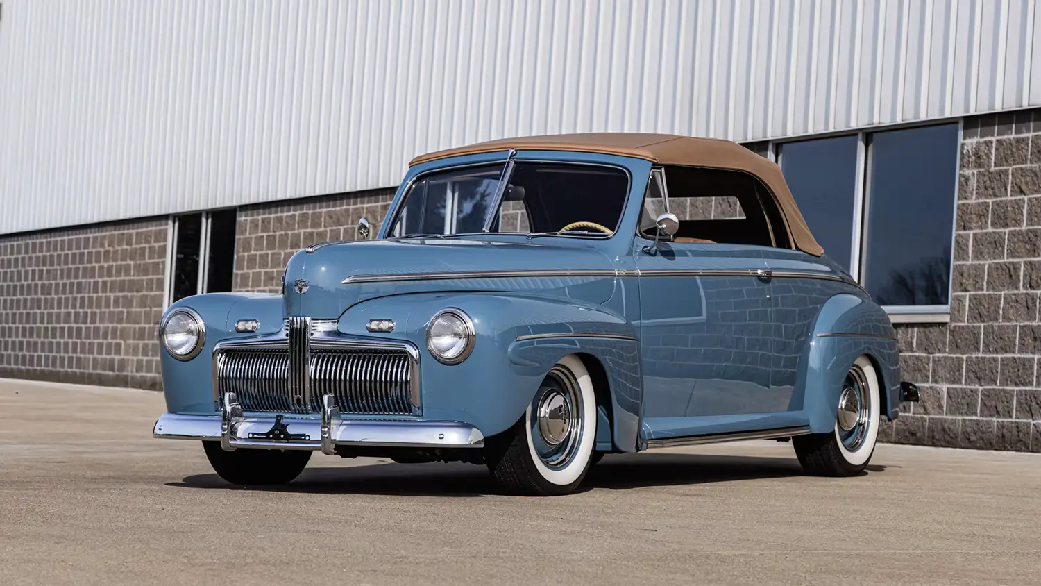 1942 Ford Super Deluxe Convertible 1942 Ford Super Deluxe Convertible