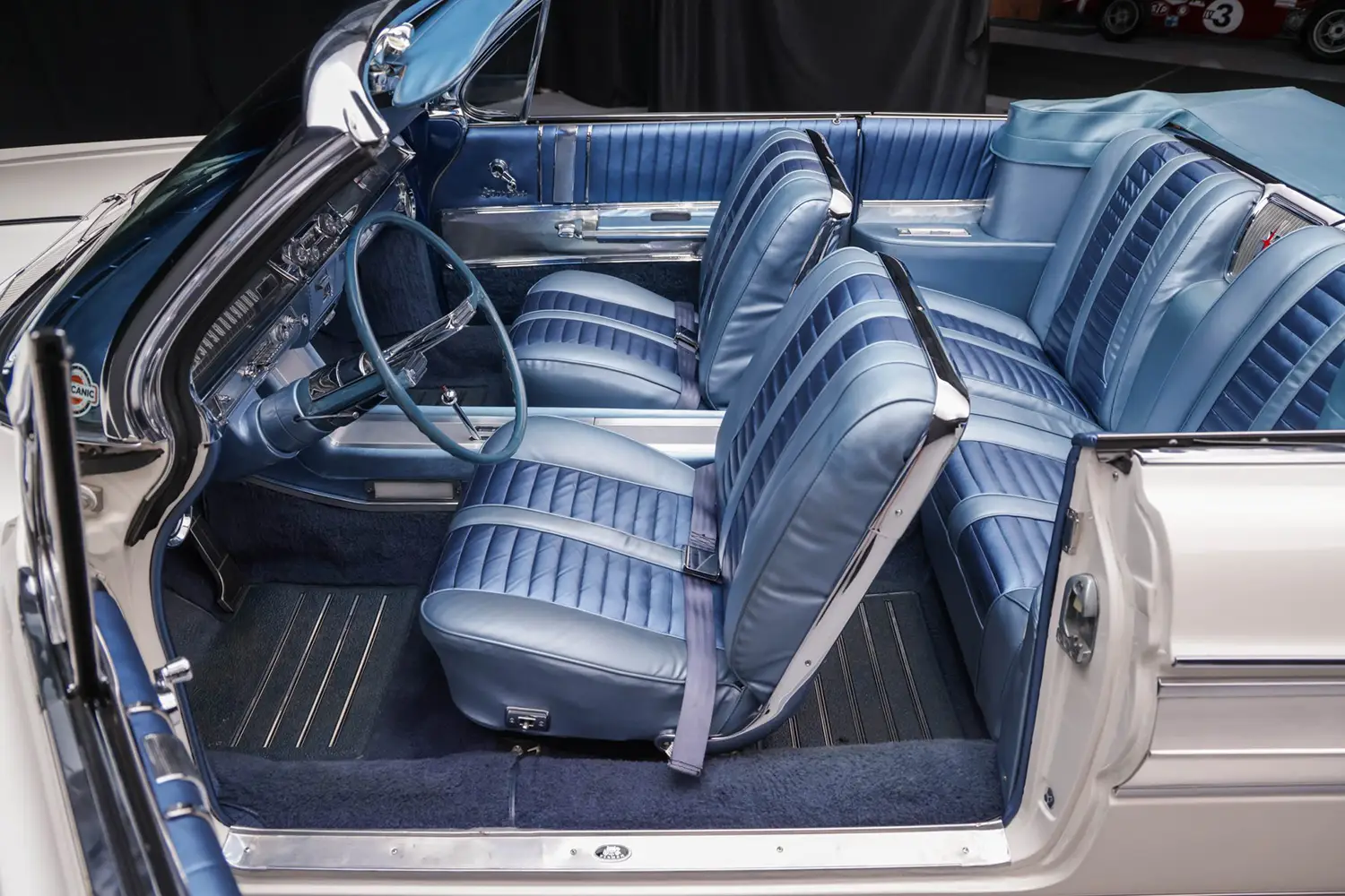 1962 Oldsmobile Starfire - Photo 7