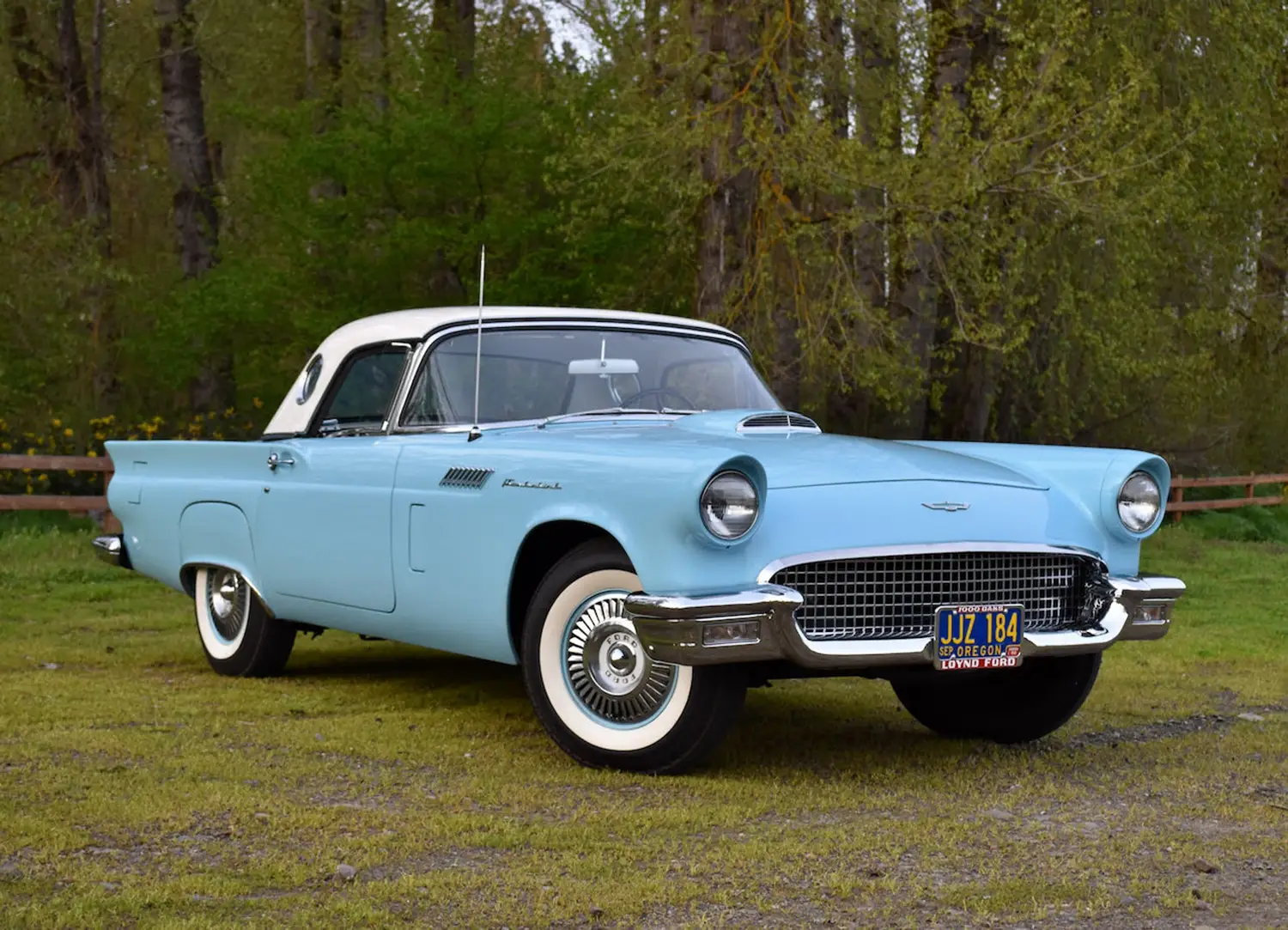 1957 Ford Thunderbird