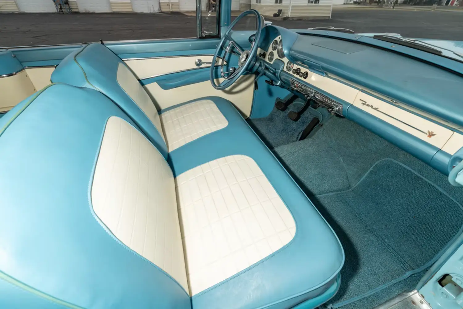 1956 Ford Fairlane Sunliner