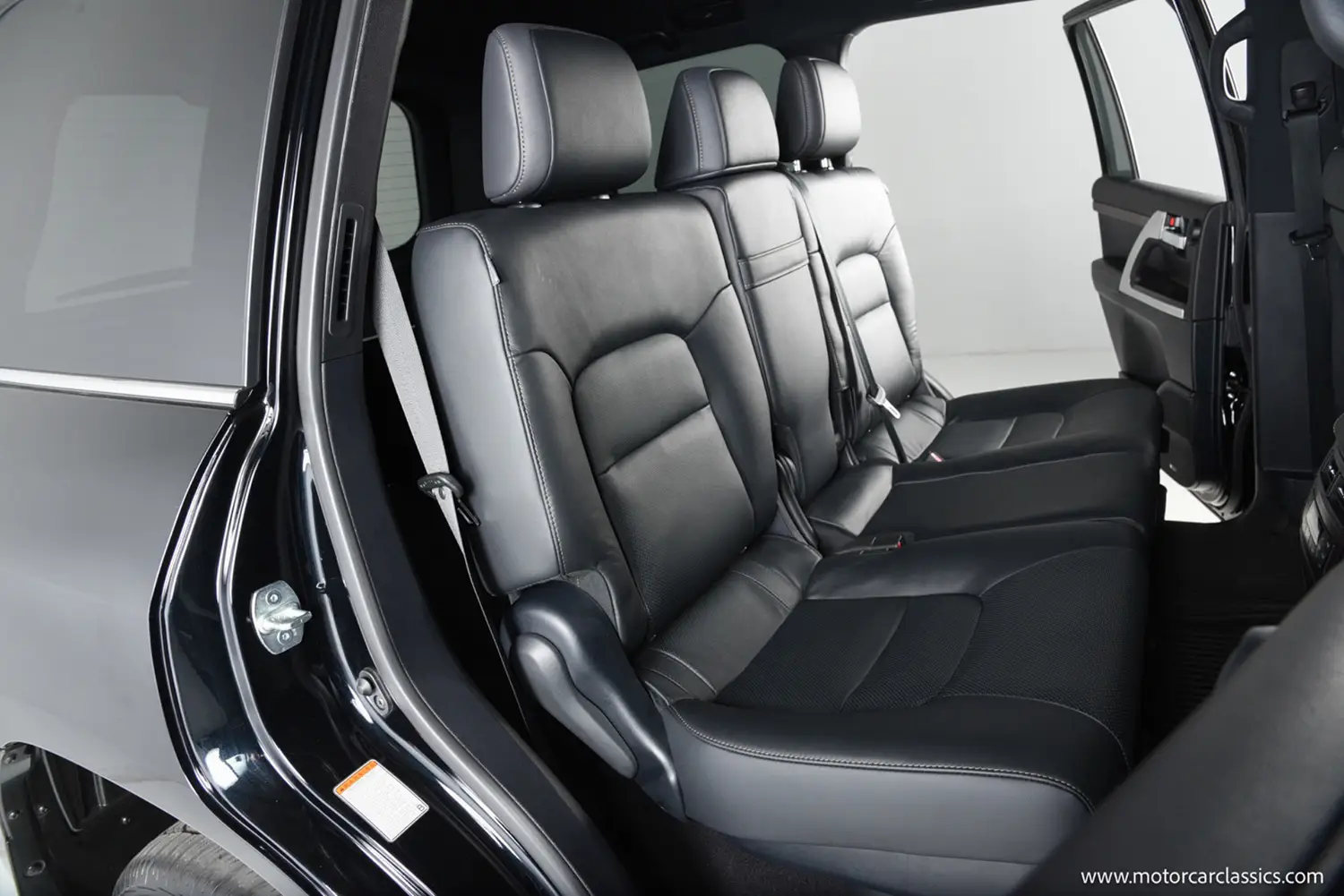 2021 Toyota Land Cruiser Heritage Edition - Photo 8